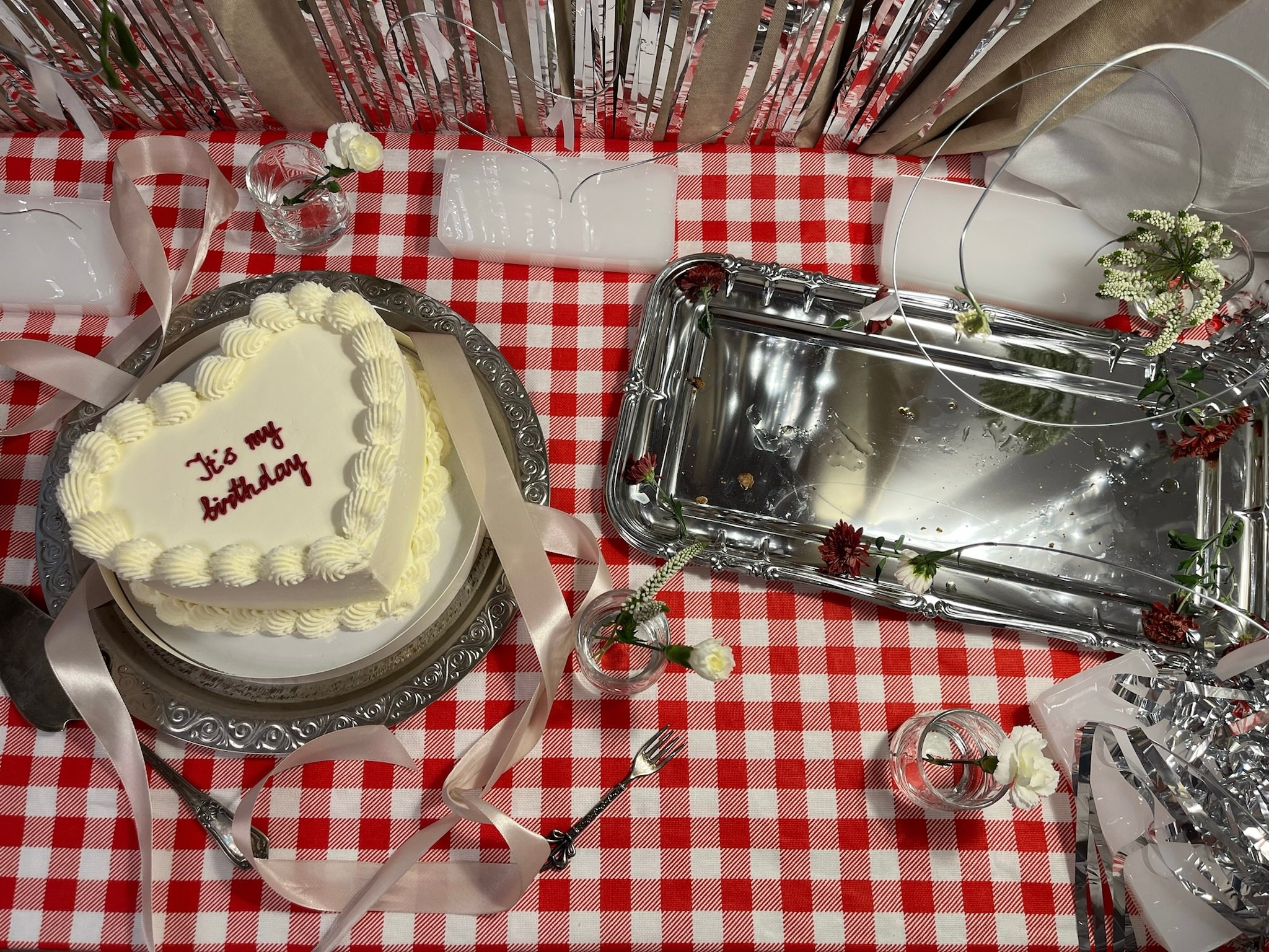 Birthday. Art direction & Design | Curiosa