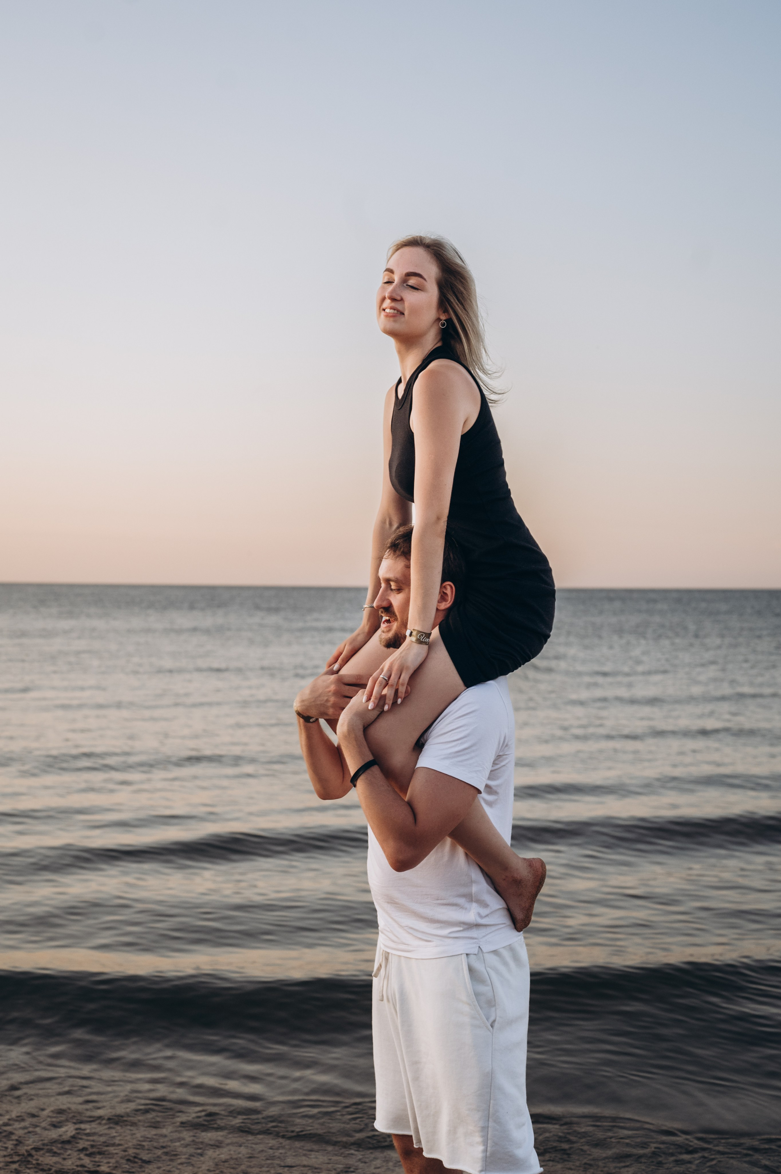 Андрей и Ира, Валерий Андреевич, Татьяна Викторовна и Ника. Фотограф Горбенко Анна