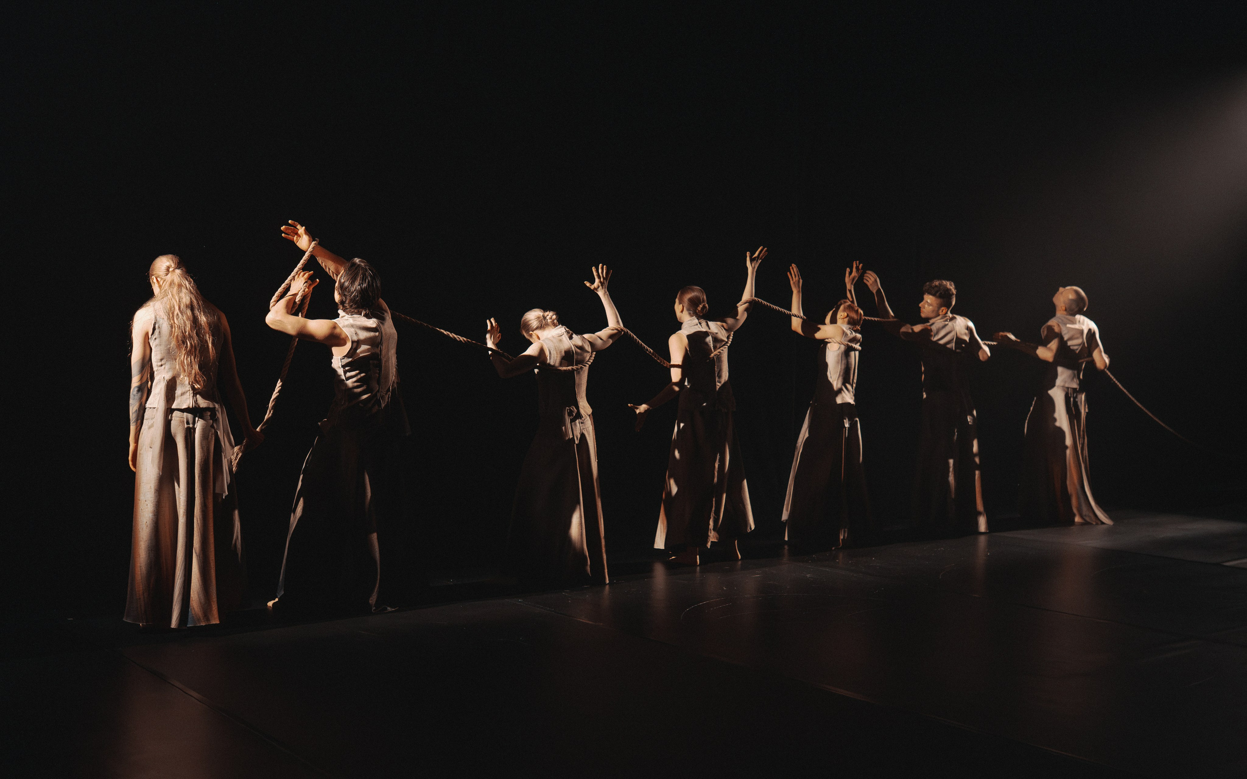 Context DianaVishneva: «Икона» — хор. Рима Пипоян. Театральный фотограф в Санкт-Петербурге Дмитрий Скареднов