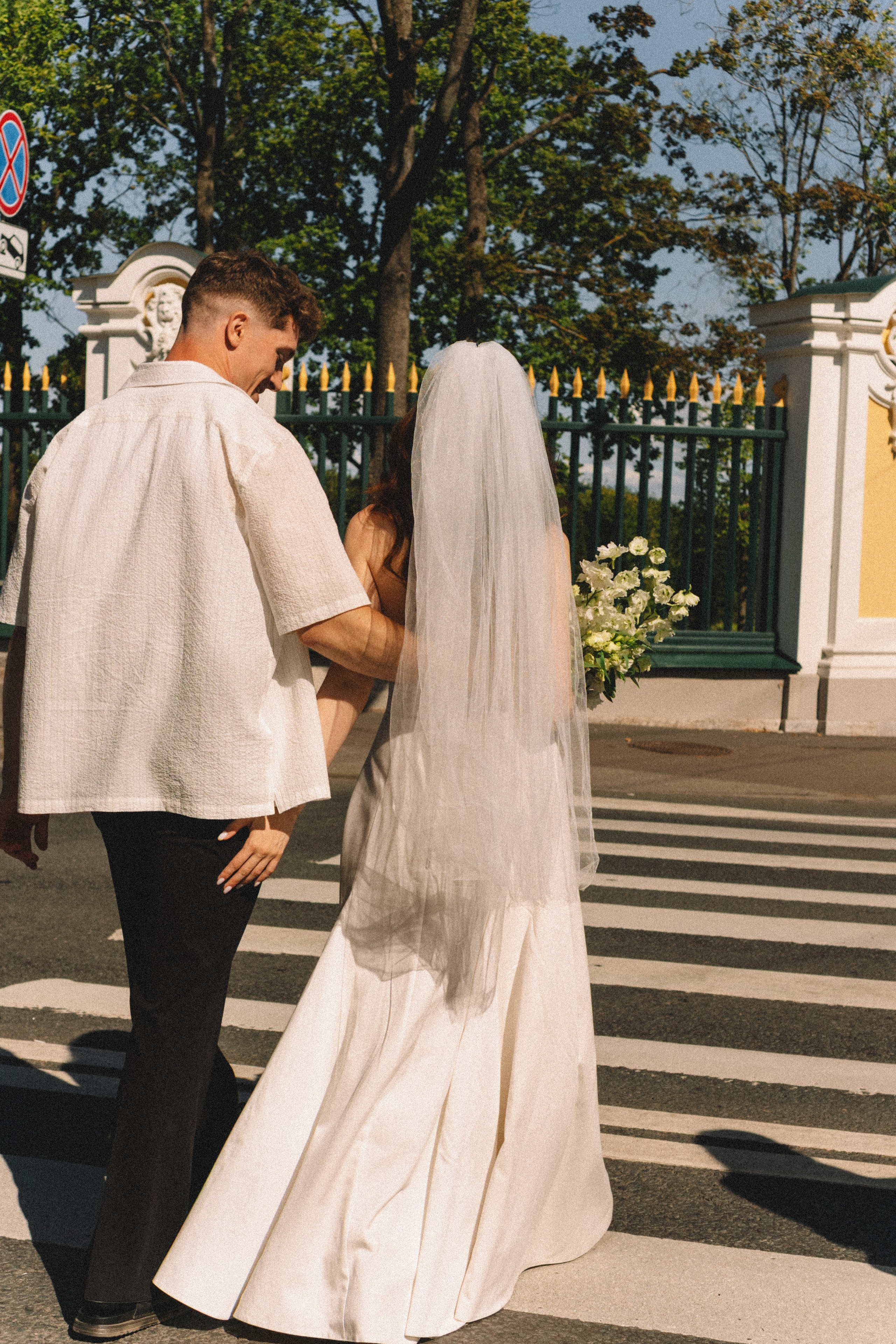 СВАДЕБНАЯ СЬЕМКА В ПЕТЕРГОФЕ И СЬЕМКА РЕПОРТАЖА В ЗАГСЕ ПЕТЕРГОФА. Профессиональный фотограф, Санкт-Петербург — Виктория Богомолова