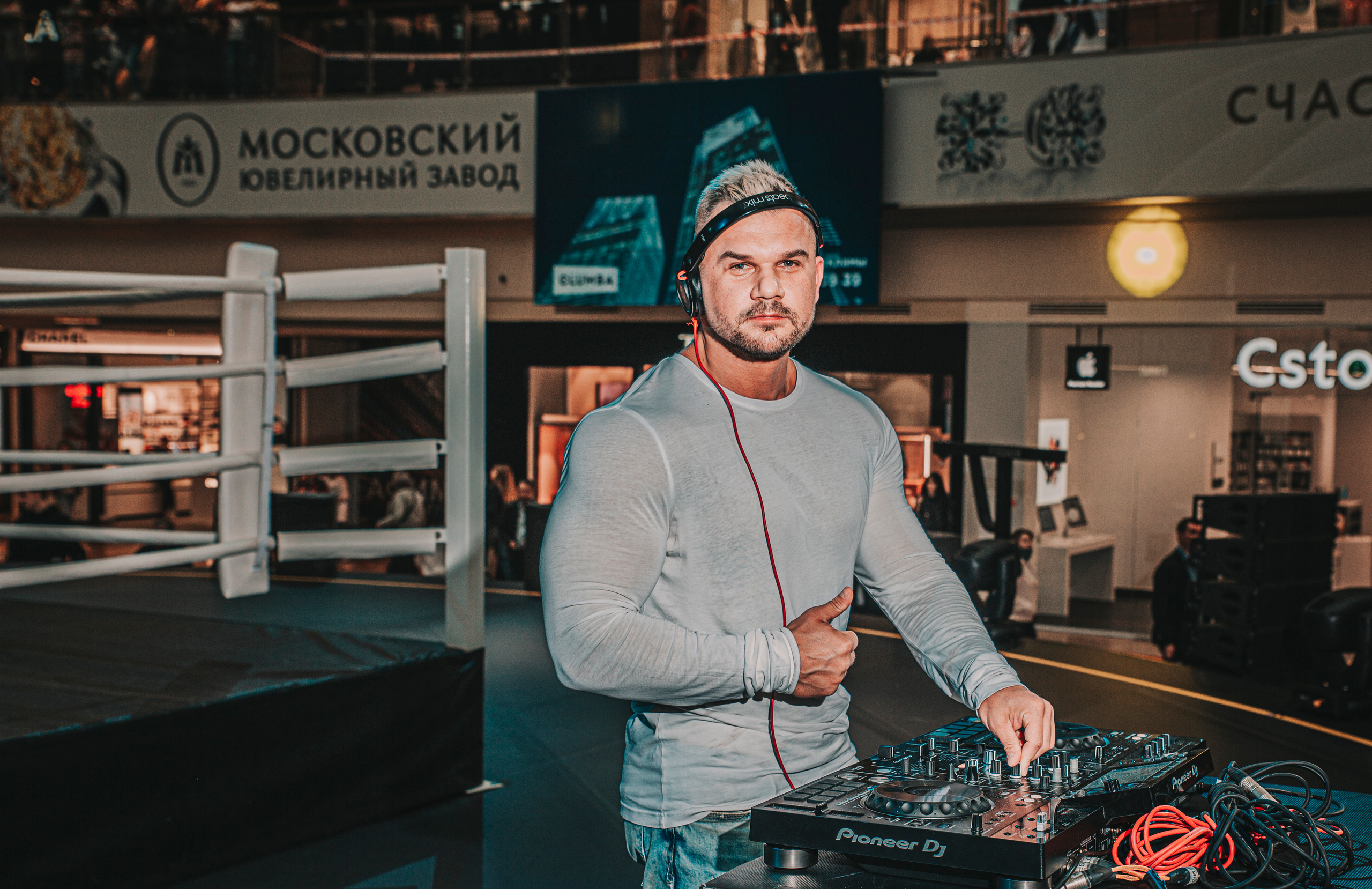 Москва Сити Открытие школы бокса Кости Цзю. Фотограф Андрей Слынченко