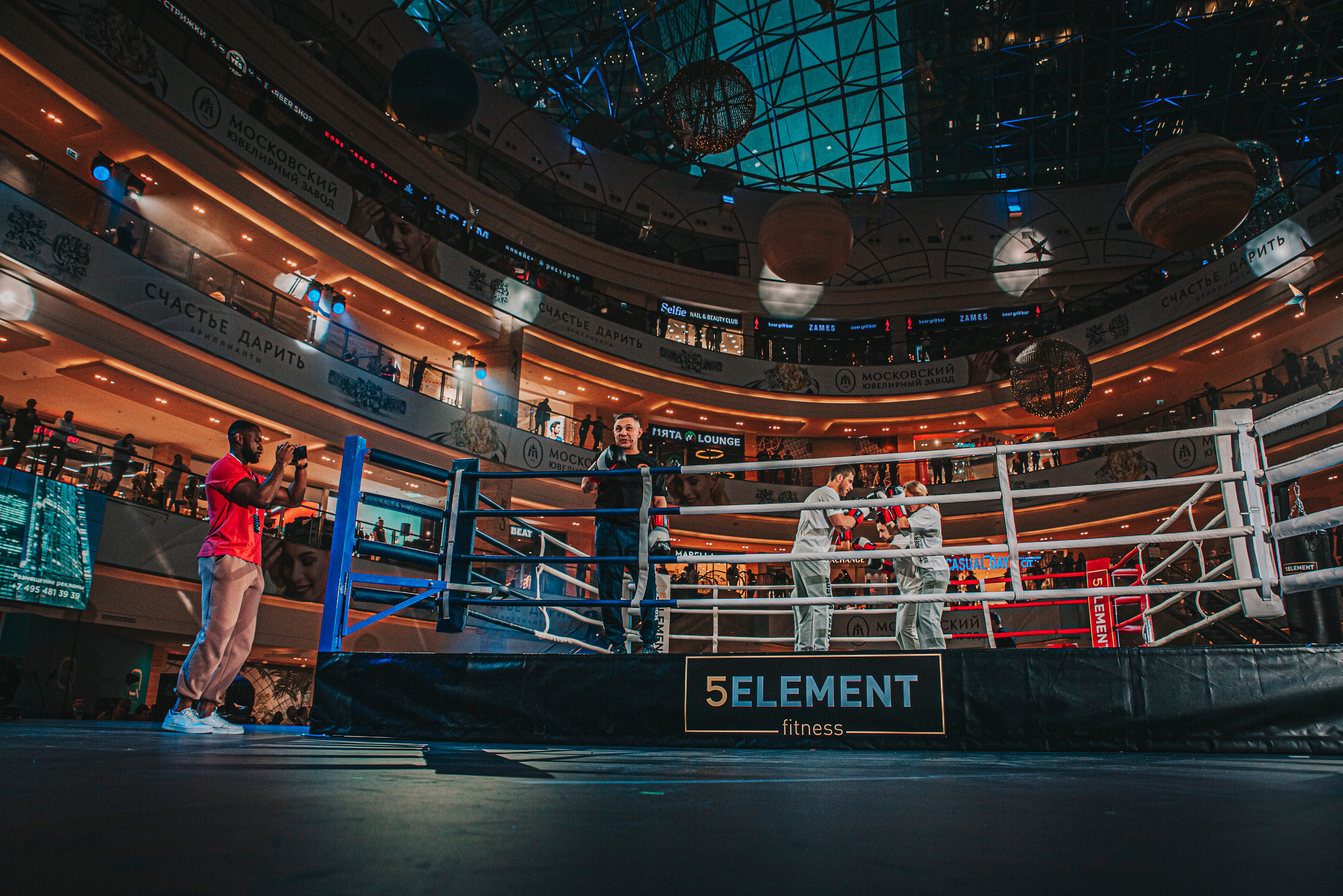 Москва Сити Открытие школы бокса Кости Цзю. Фотограф Андрей Слынченко