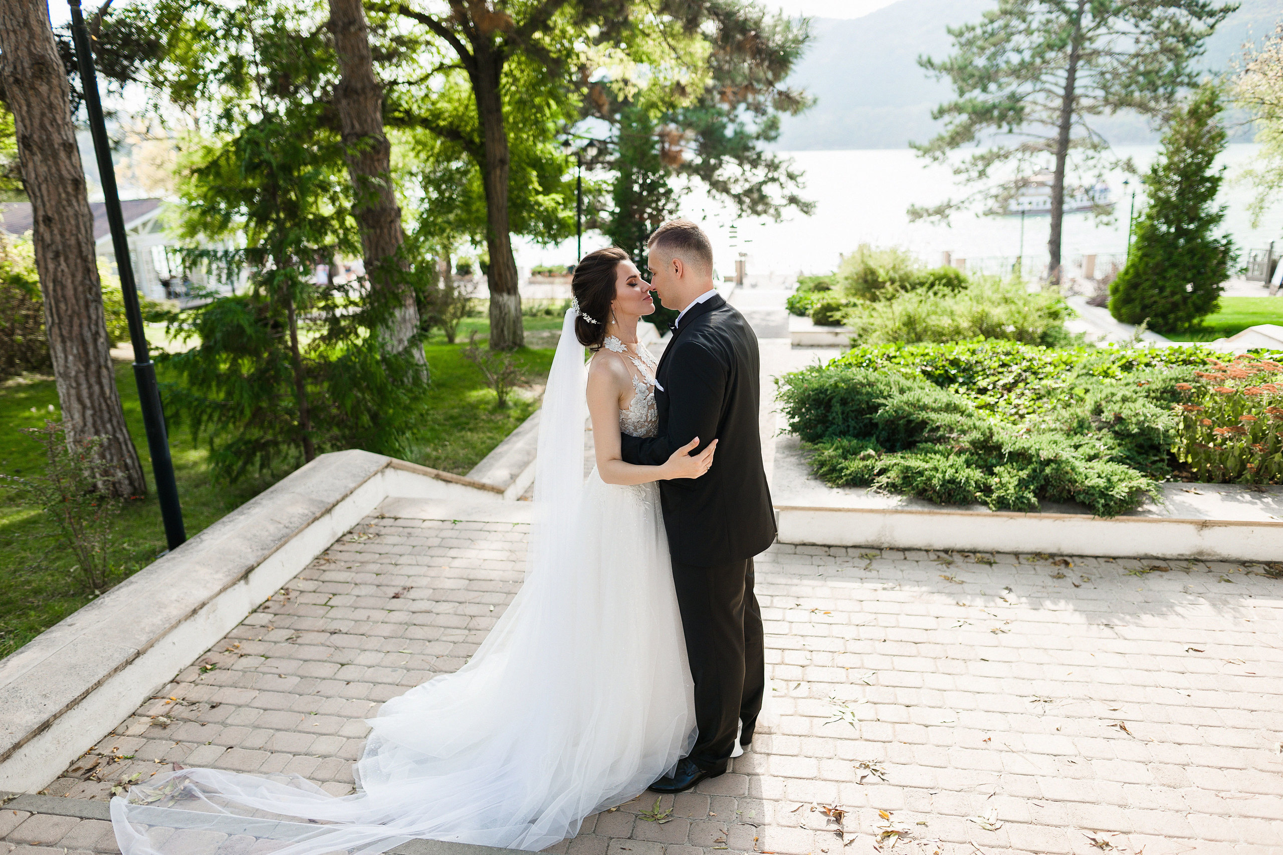 Свадебная фотосессия в Абрау-Дюрсо. Профессиональный фотограф Геленджик, Новоросийск Виктория Цейс