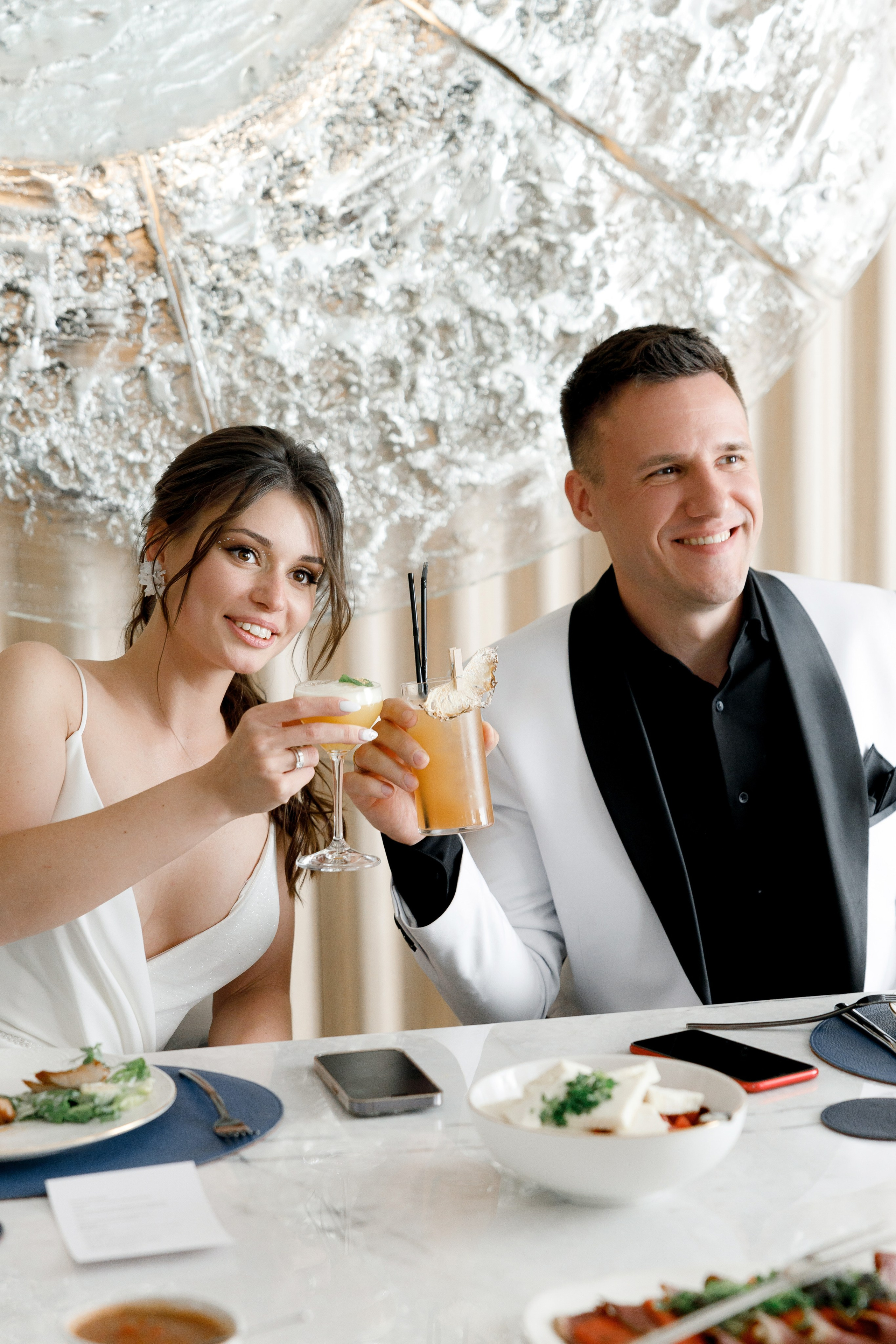 Свадьба в отеле Мовенпик и роспись в Регистрация брака в особняке «Роял». Свадебный фотограф в Москве и Санкт-Петербурге Денис Ходюков