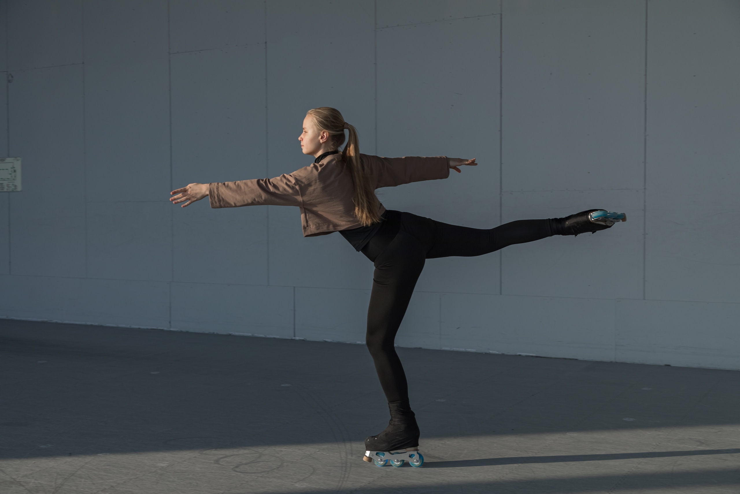 Тренеру по фигурному катанию на роликах. Фотограф Самара, Санкт-Петербург Татьяна Гузева. Женские портреты. Контент