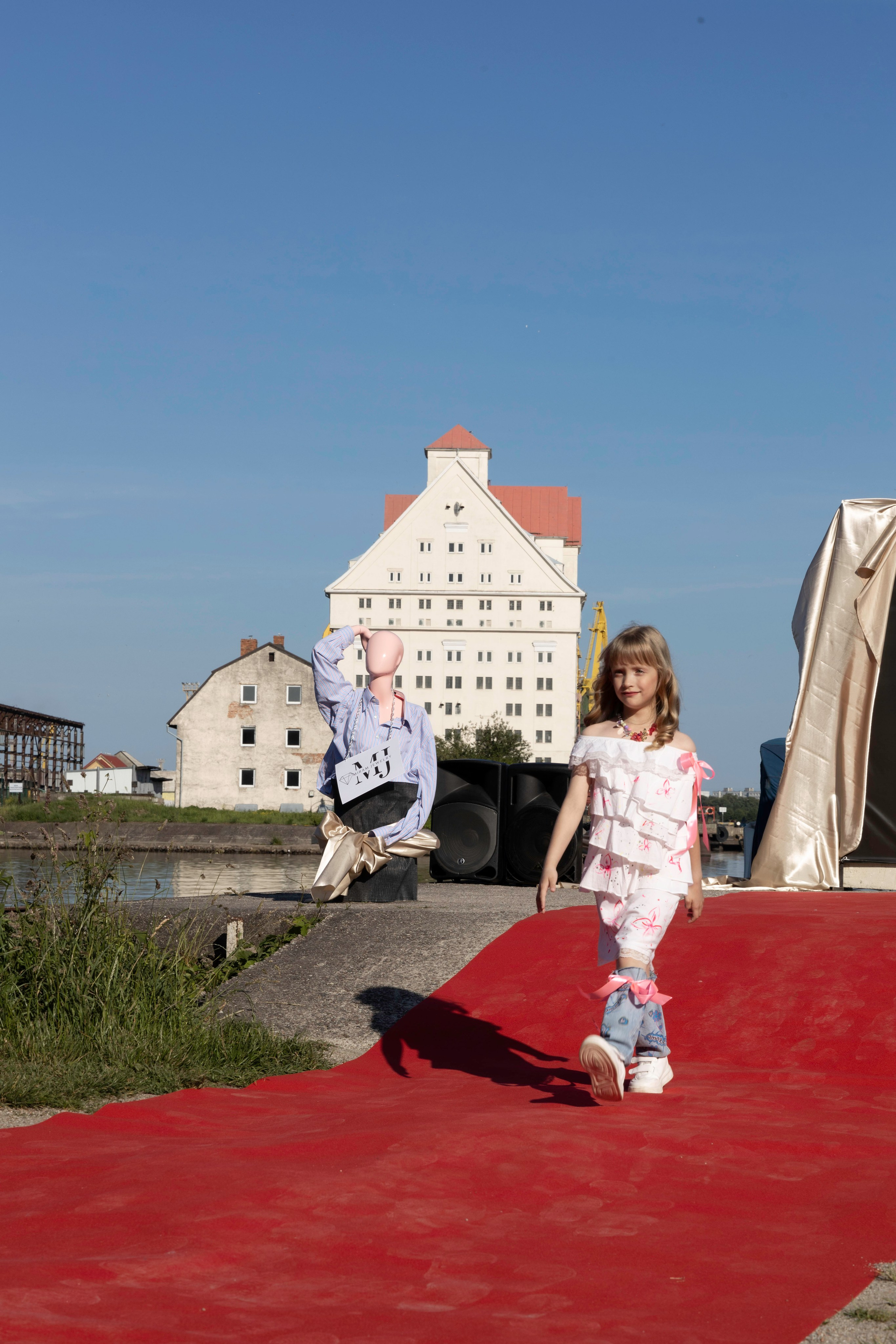 Открытие «FISUN | MIRAM Brand». Olya Posnimay