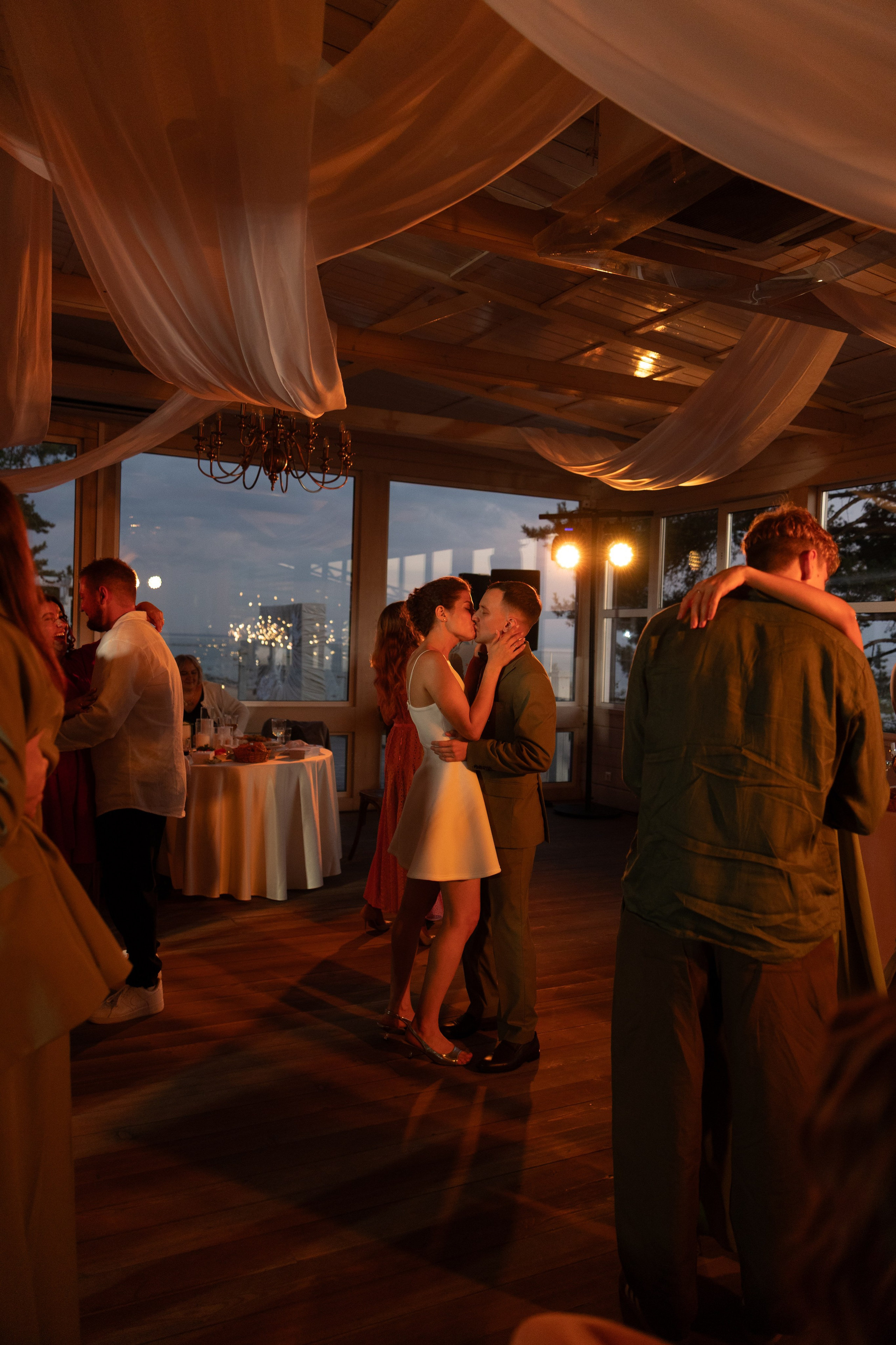 Джулия и Дима. Фотограф Артем Бросов в Санкт-Петербурге и Дубае