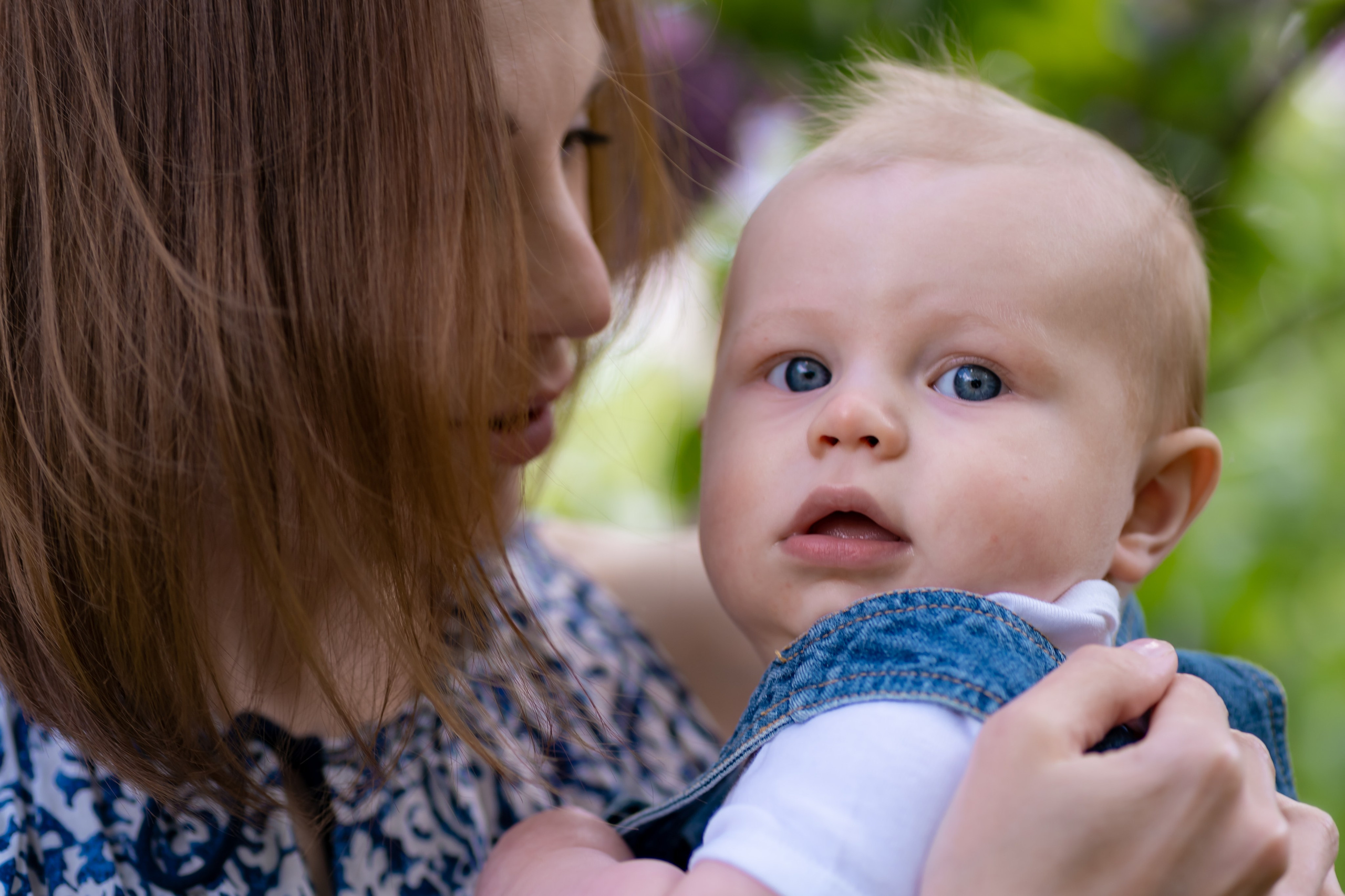 Софья с семьёй на ВДНХ. Семейный фотограф Варвара Сорока в городе Москве