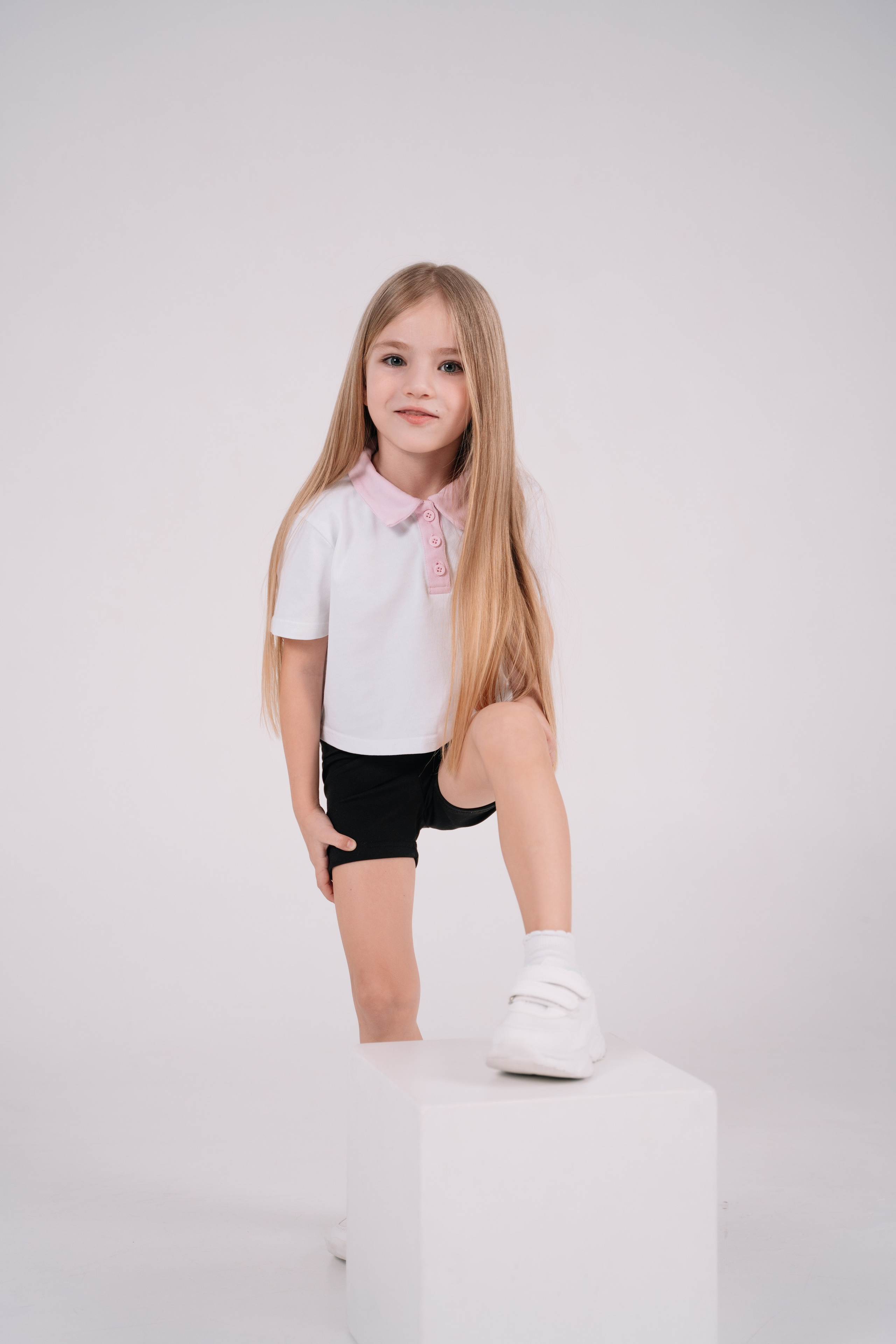 Модельный тест. Дипломированный фотограф в Новосибирске. Фотографирую свадьбы, репортажи, индивидуальные фотосессии, lovestory(семейные)