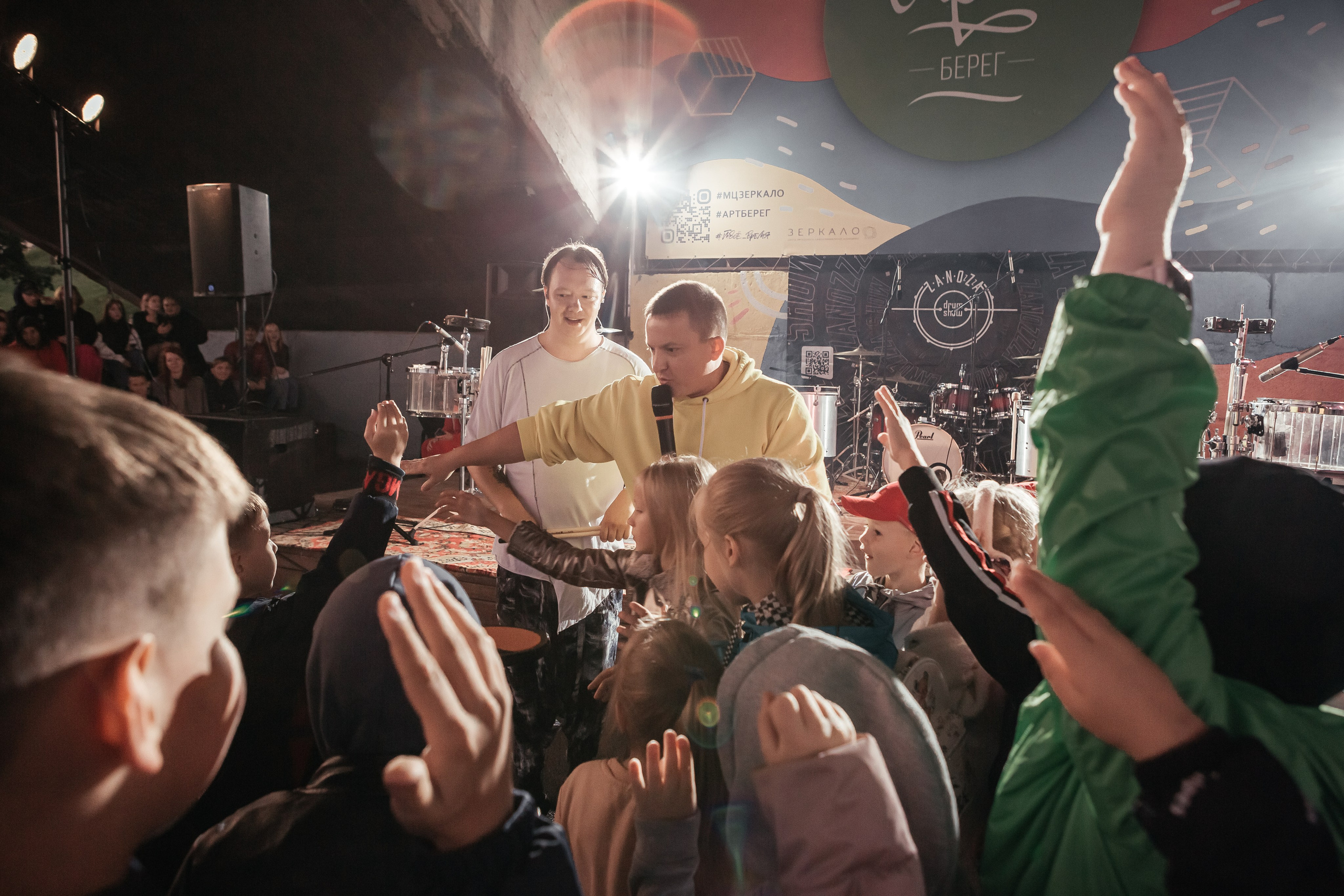 Шоу барабанщиков Zanoza. Свадебный и семейный фотограф В Красноярске Андрей Юсенков