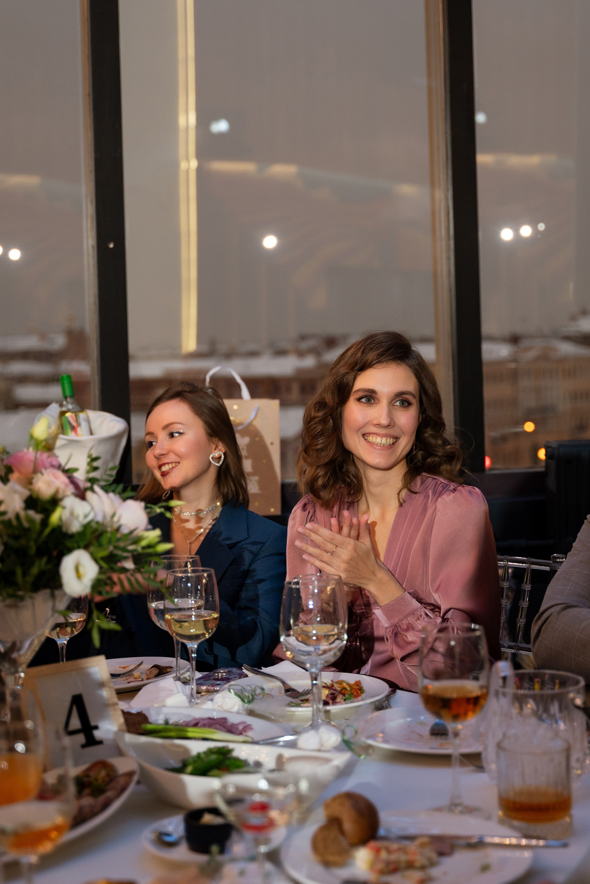 Павел и Антонина | 03.12.23. Свадебный фотограф в Санкт-Петербурге Владислава Тюльпина