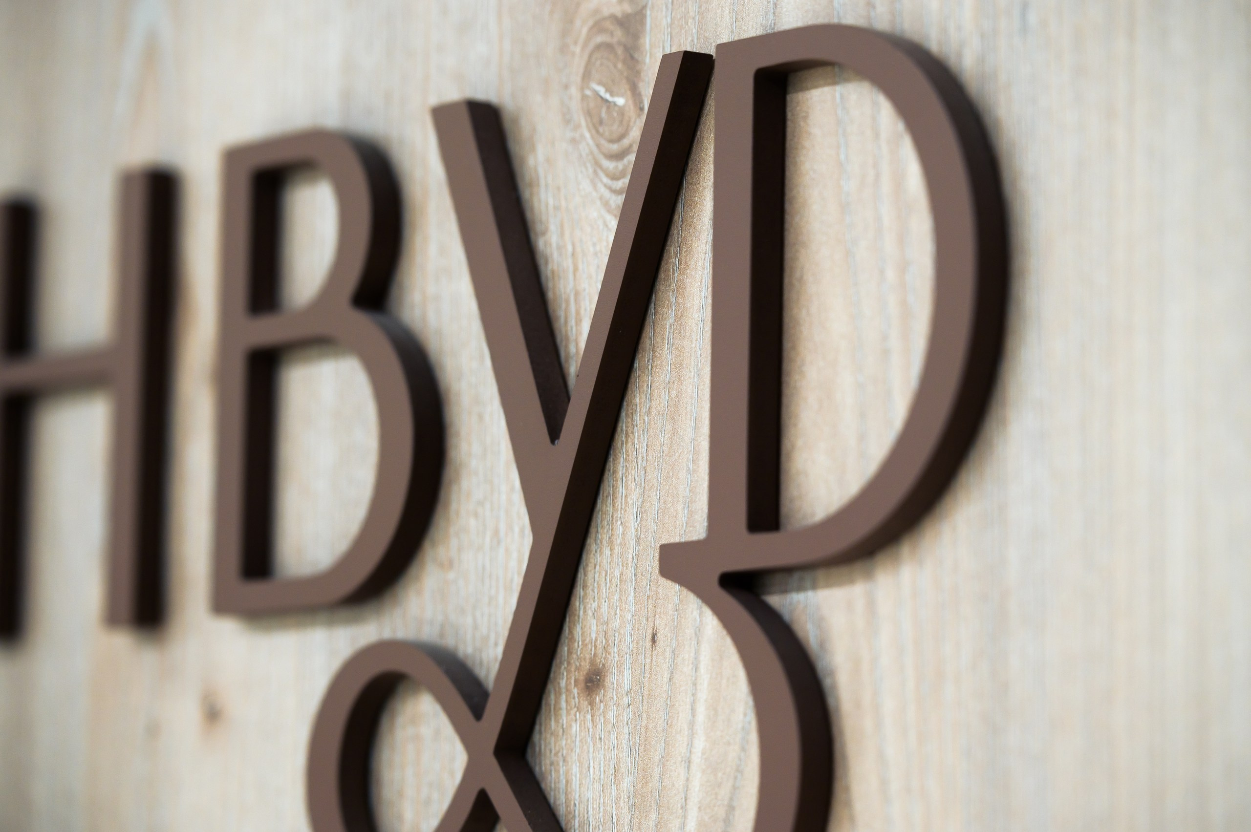 Интерьерная реклама. NOVA / РЕКЛАМА