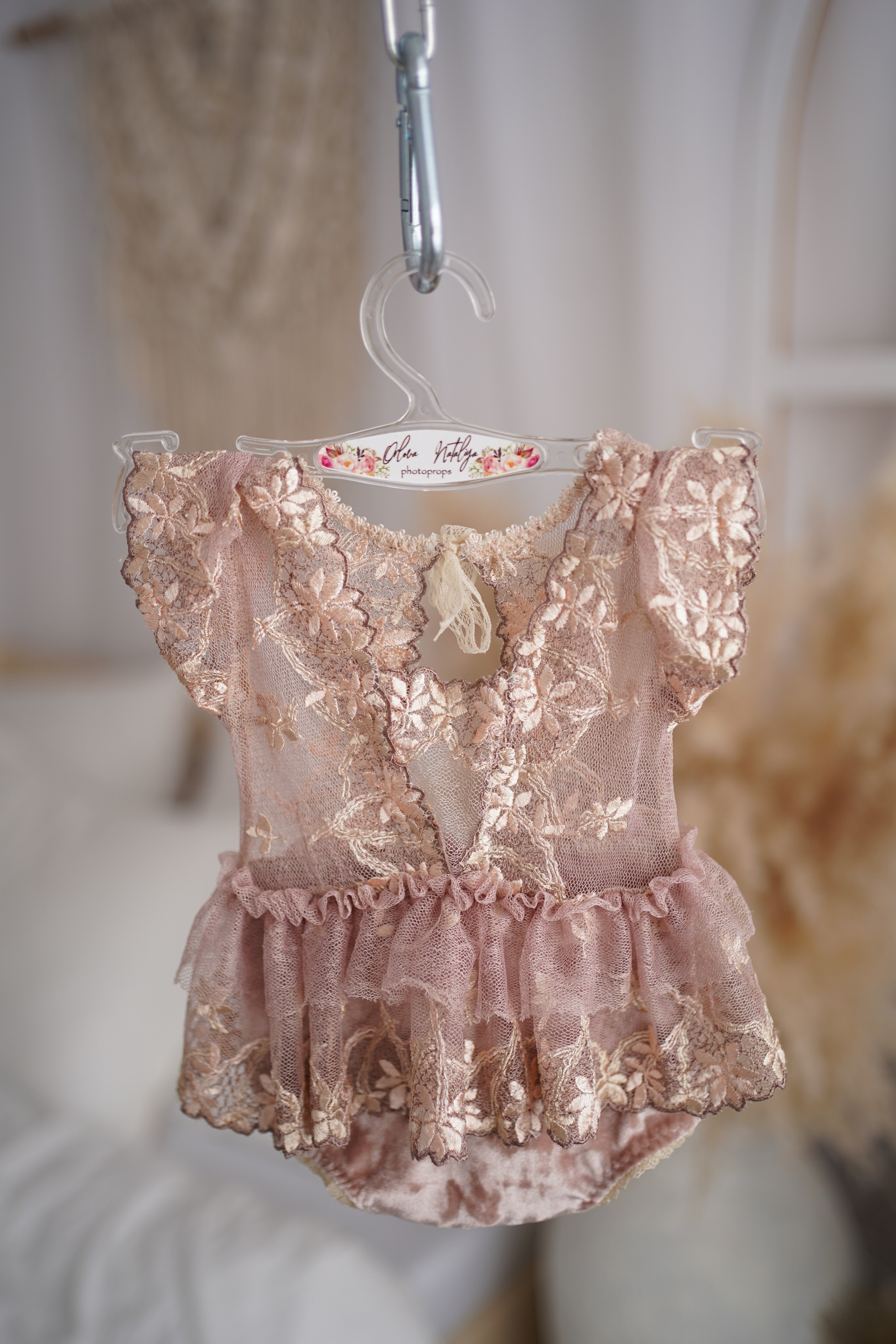 Девочки Новорожденные. Фотограф новорожденных в Ростове-на-Дону. Детский фотограф