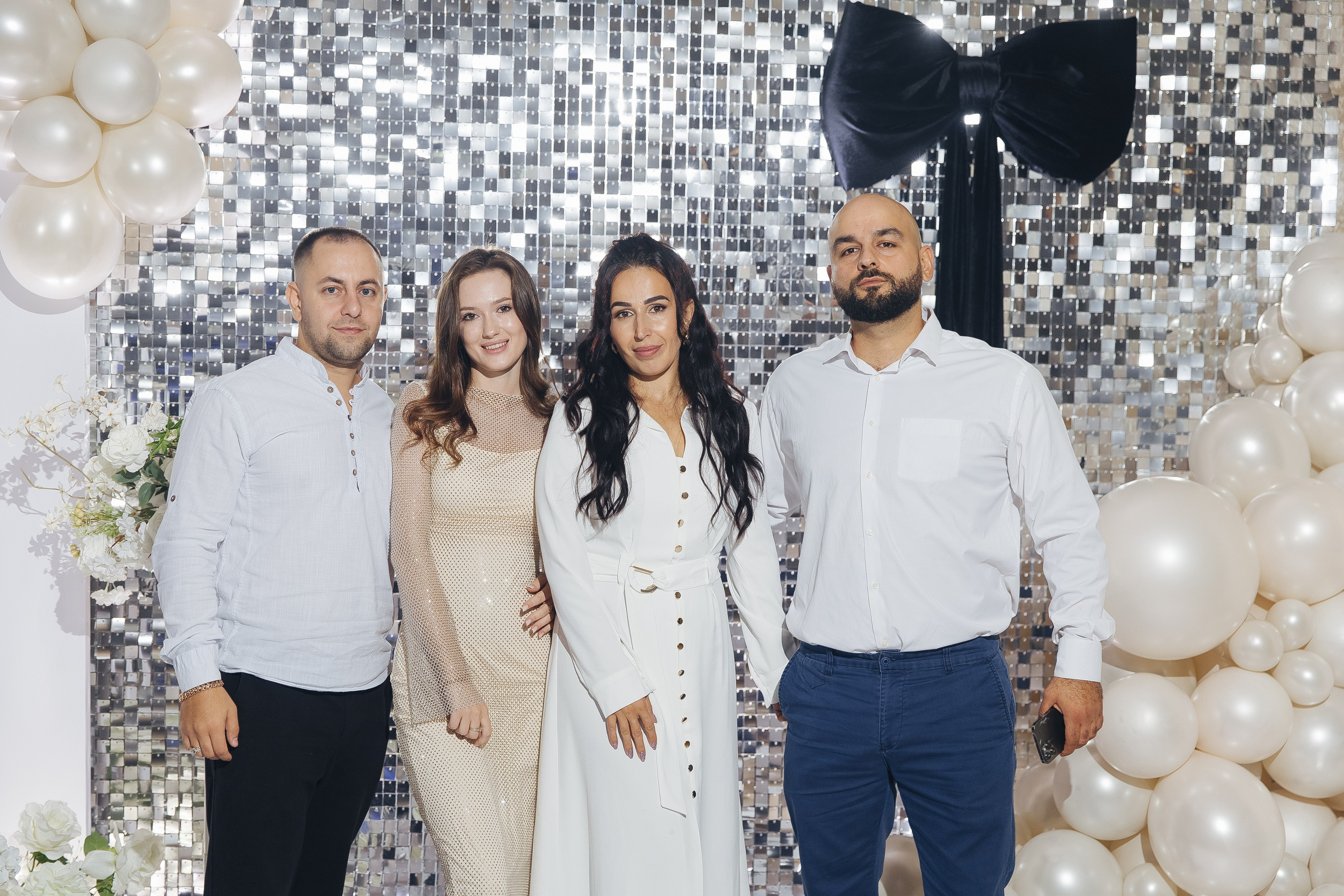 Ани и Назели. 35&5 День рождения, «Янтарь». Фотограф в Красноярске Надежда Воскресенская