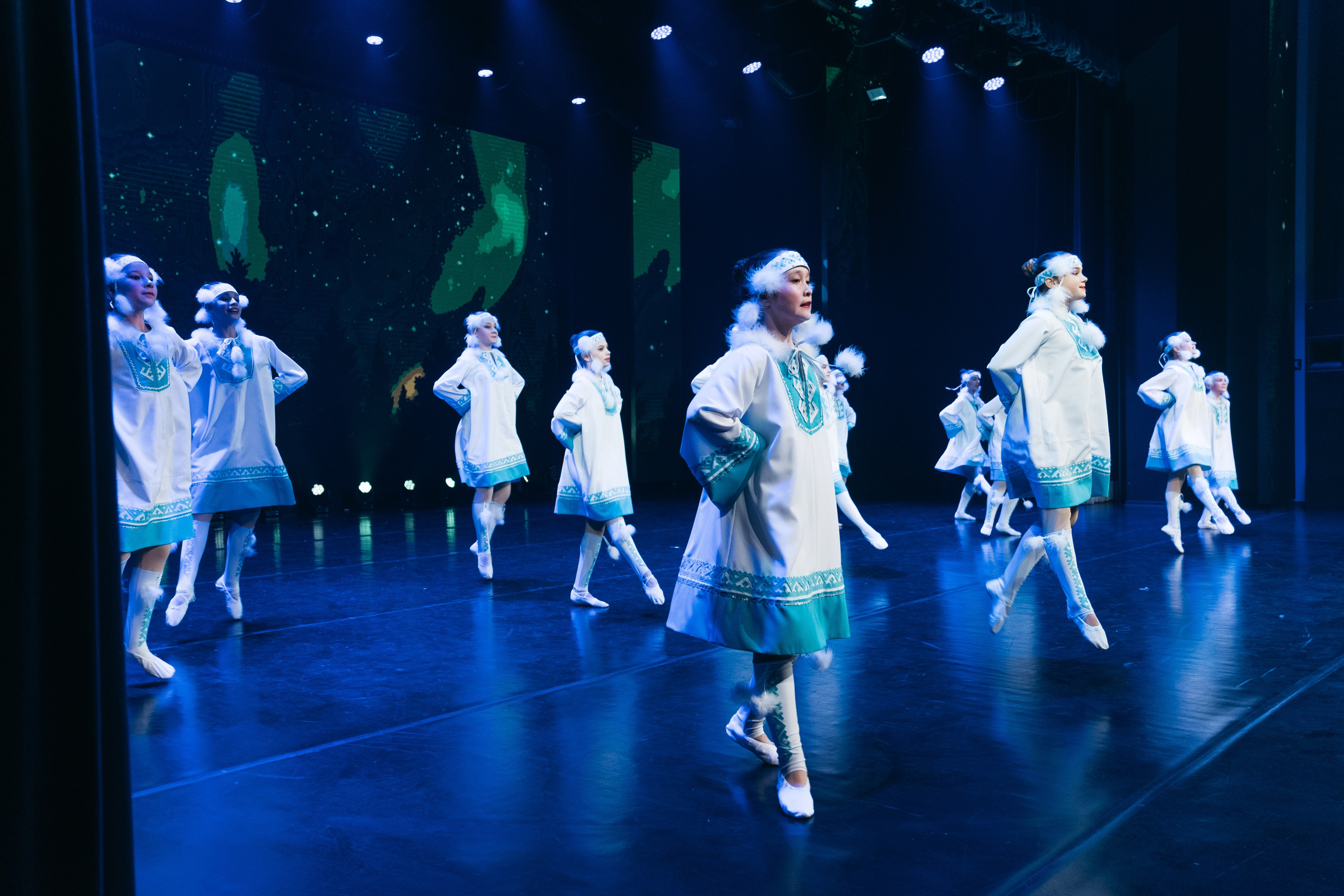 СурГУ 23.12.23. Репортажный и свадебный фотограф в Сургуте