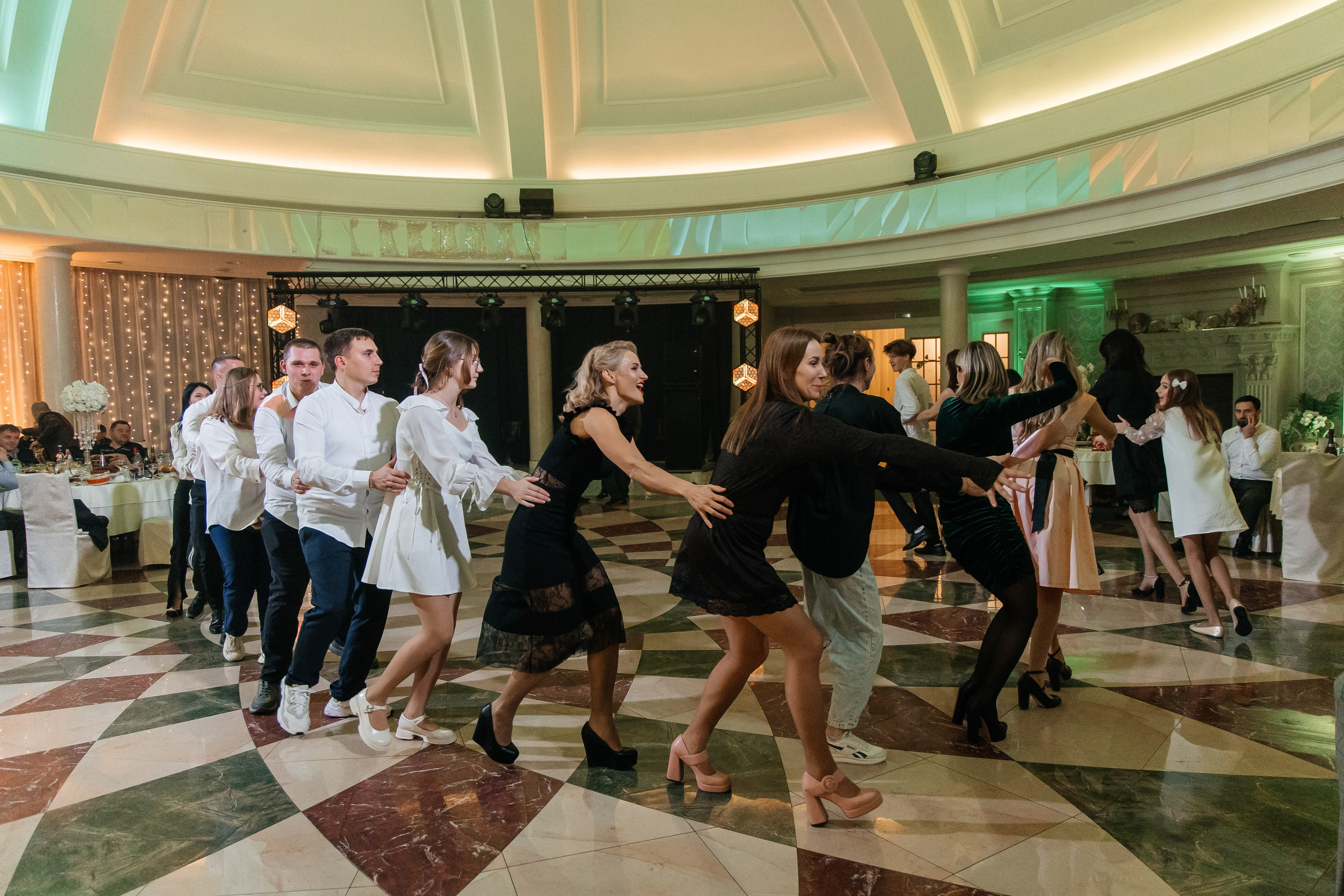 I&V. Фотограф Таганрог Хребет София