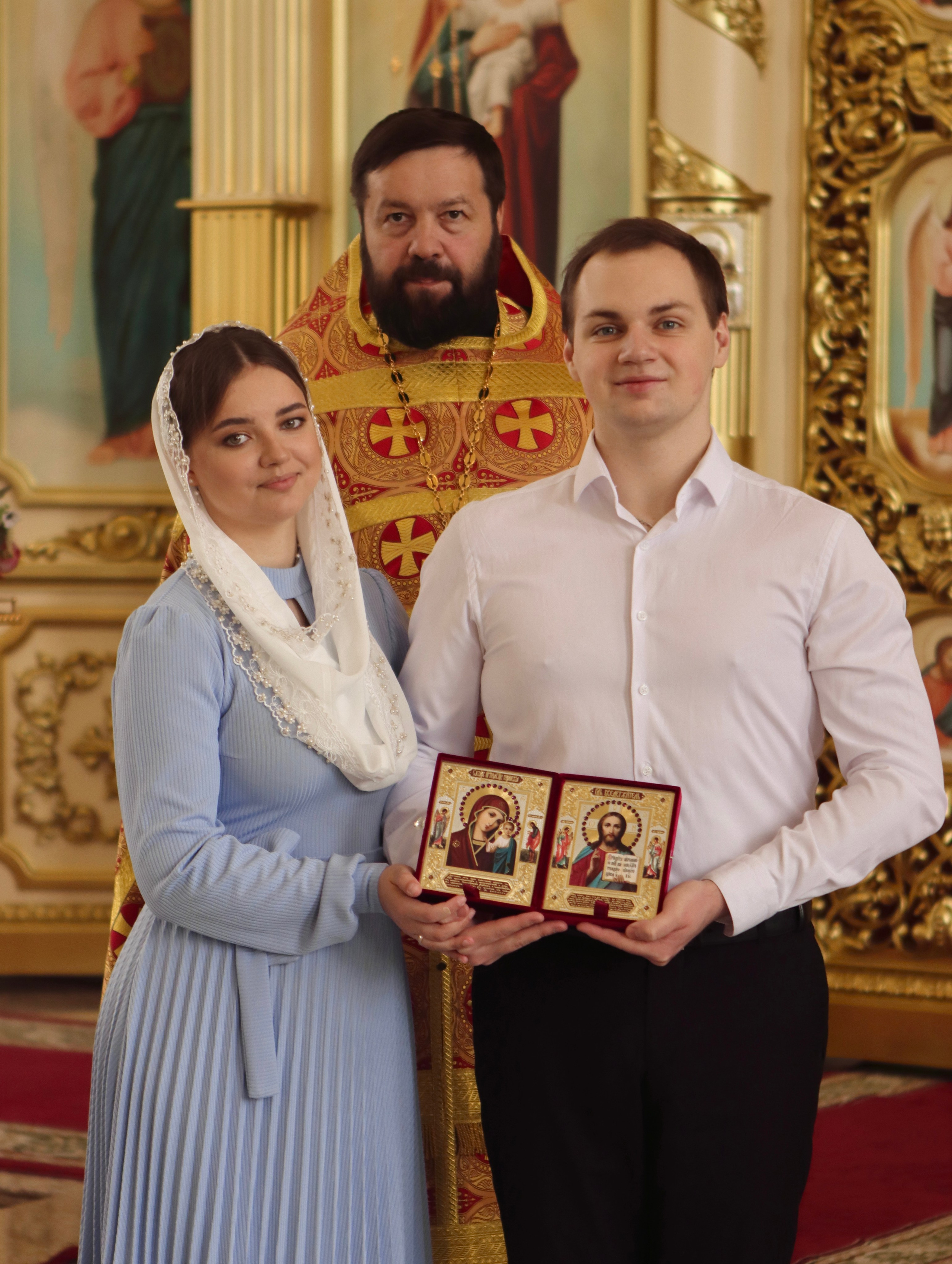 Екатерина и Александр — таинство венчание. Фотограф в Курске Смирнов Евгений