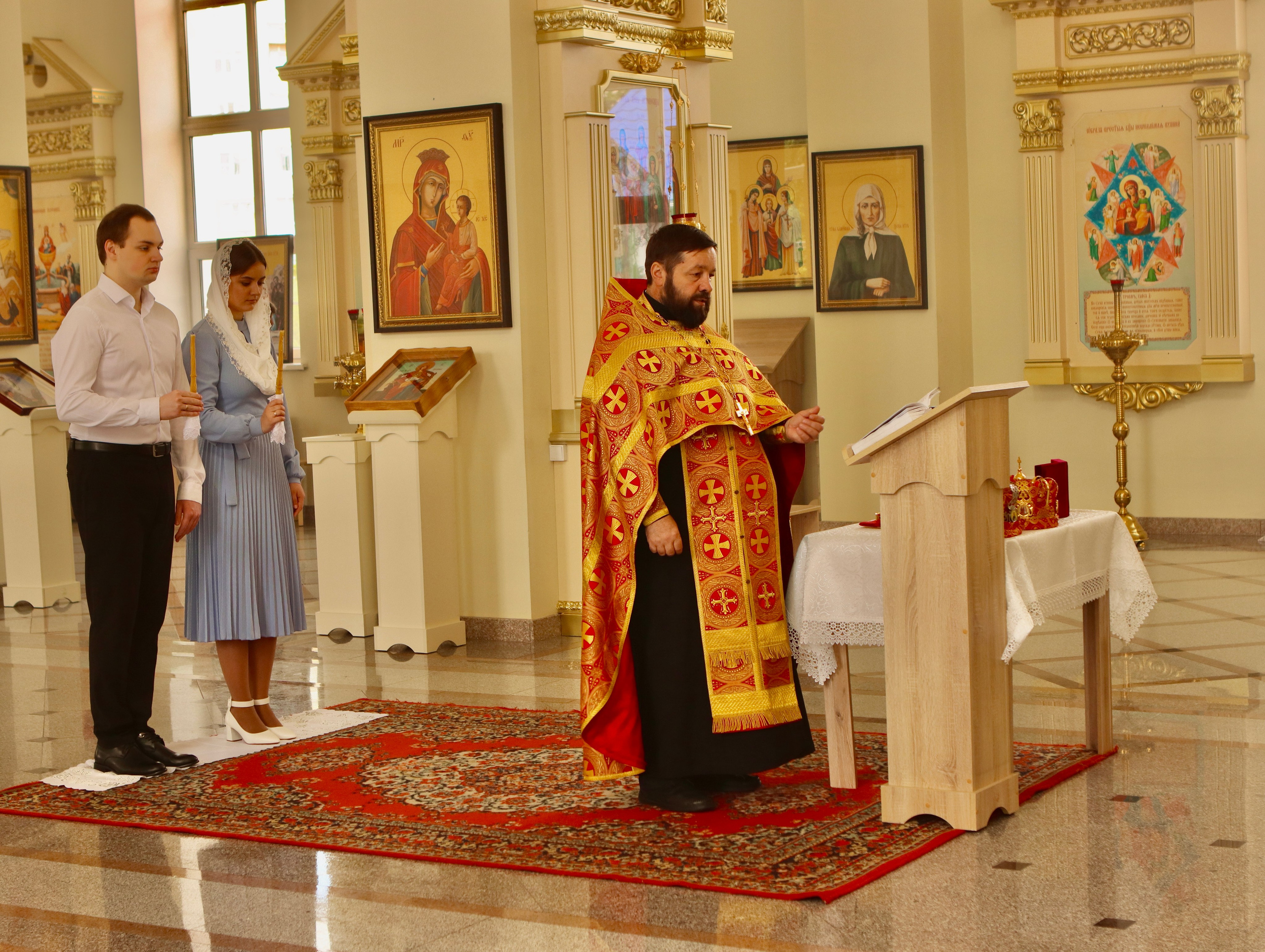 Екатерина и Александр — таинство венчание. Фотограф в Курске Смирнов Евгений