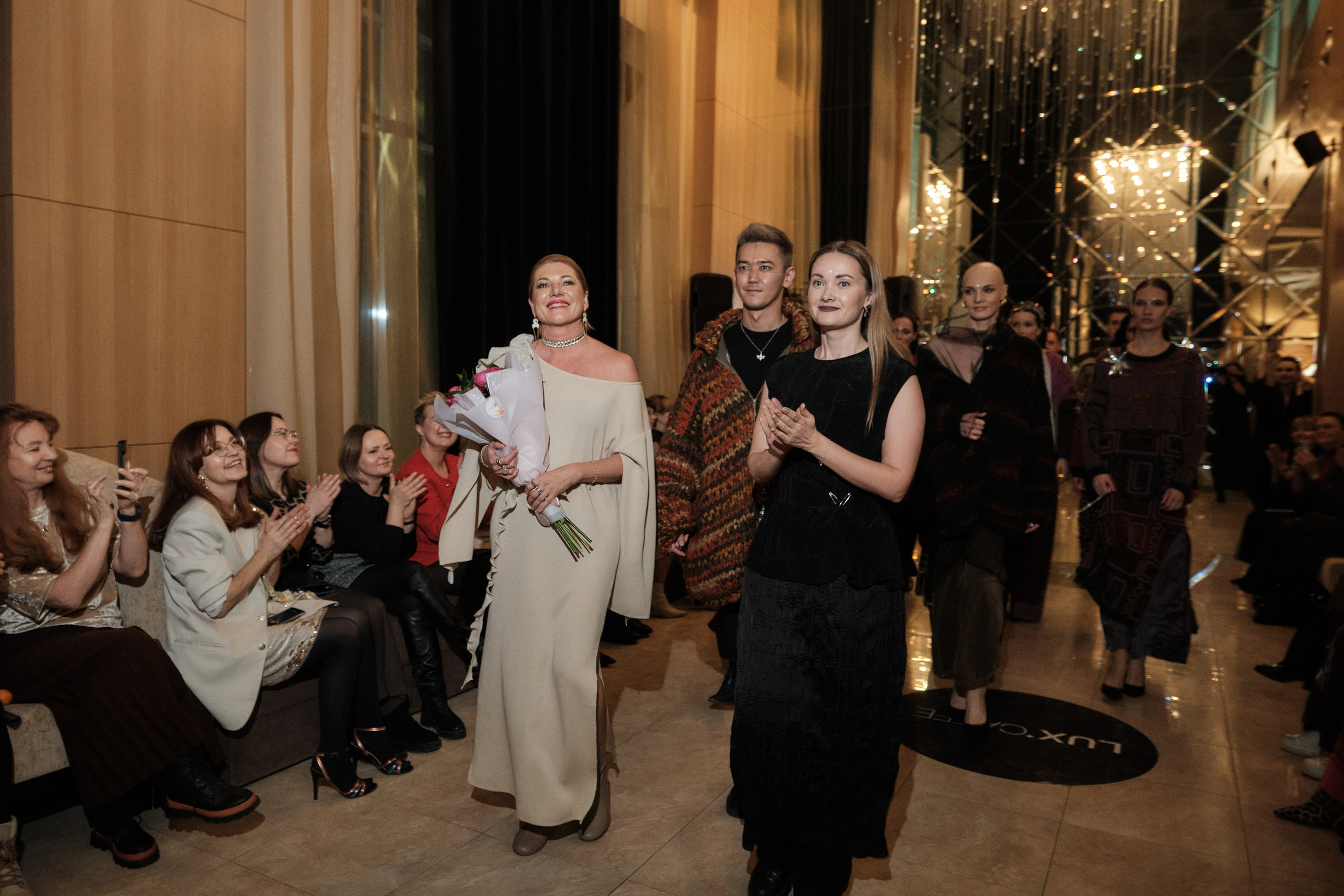 Показ коллекции (Мария Варламова). Свадебный фотограф в Екатеринбурге Соседков Евгений