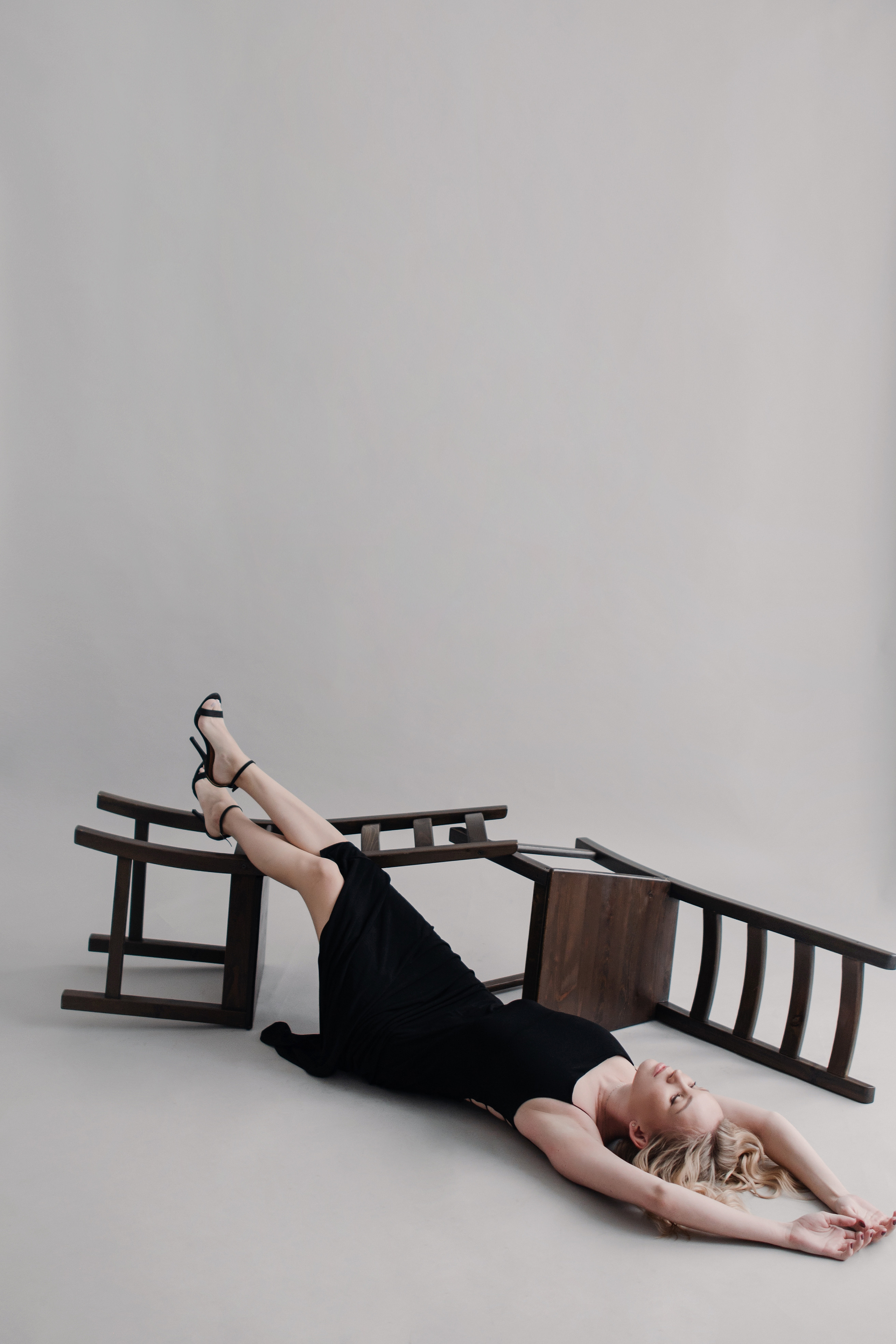 WOMEN minimalism. Свадебный и семейный фотограф Вероника Холод