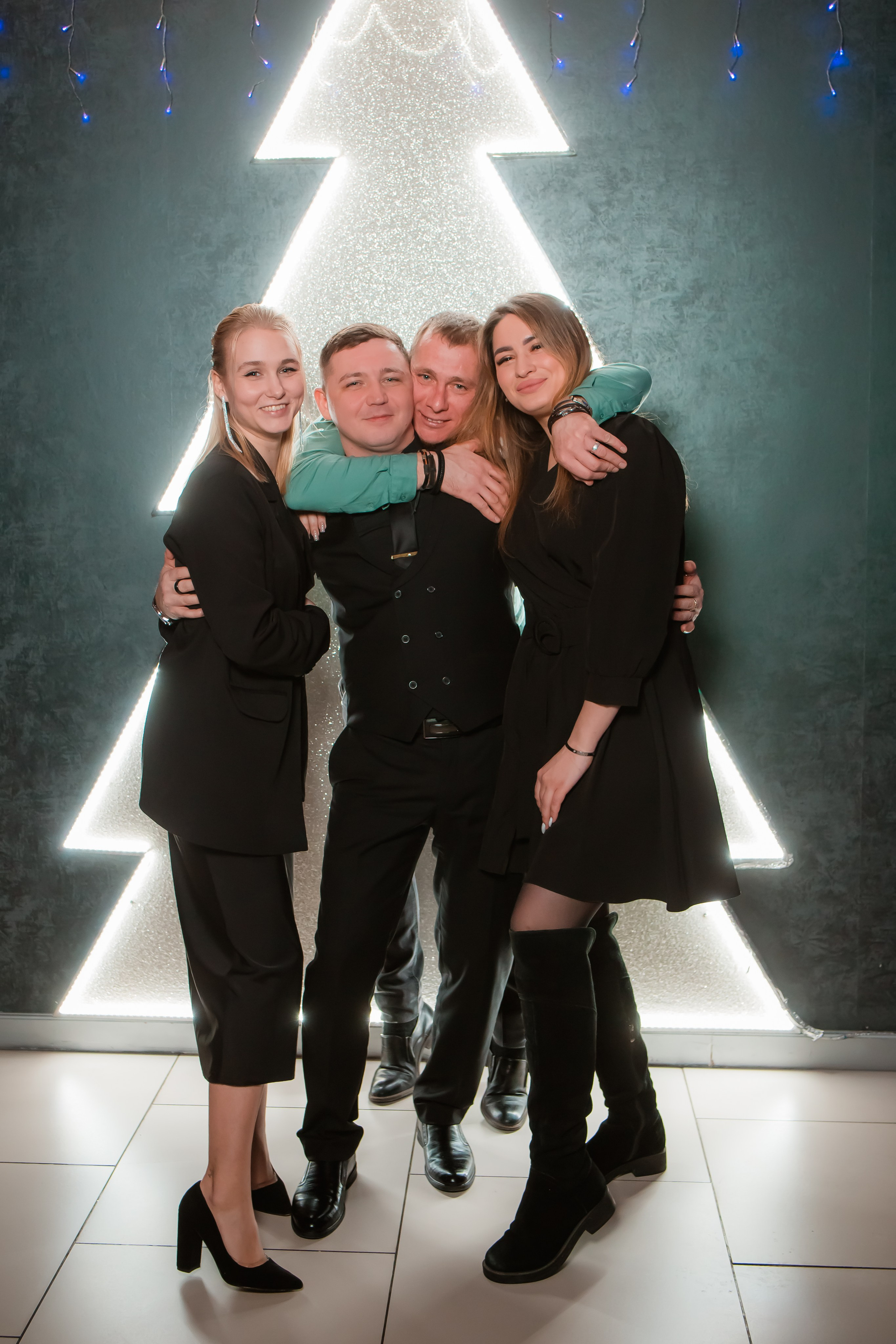 День Рождение Рябинина Ивана. Репортажный фотограф Василий Сазонов в Нижневартовске