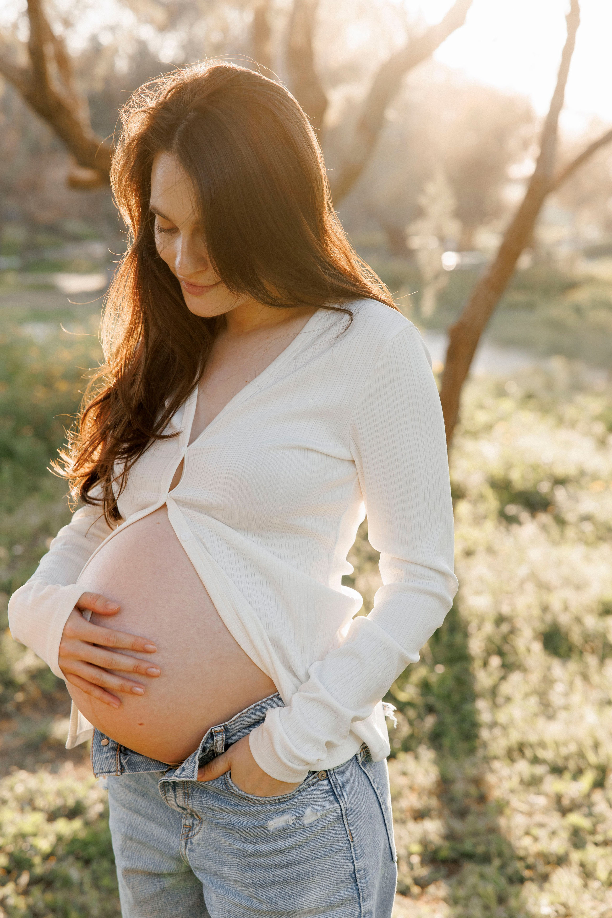 Pregnancy photoshoot (home/park/beach). Главная
