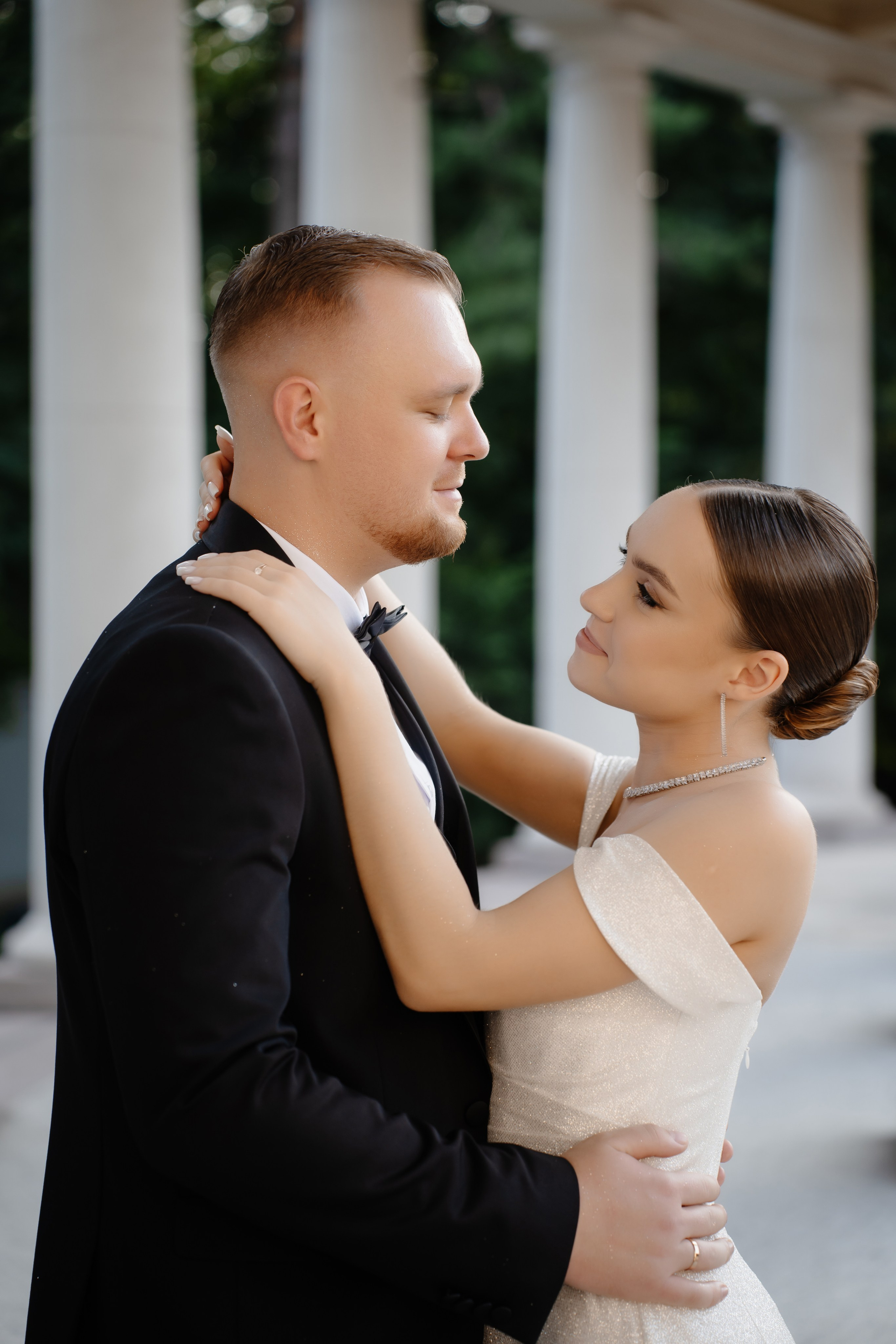 Свадебная фотосессия в парке Архангельское. Свадебный и семейный фотограф в Москве Светлана Зоткина