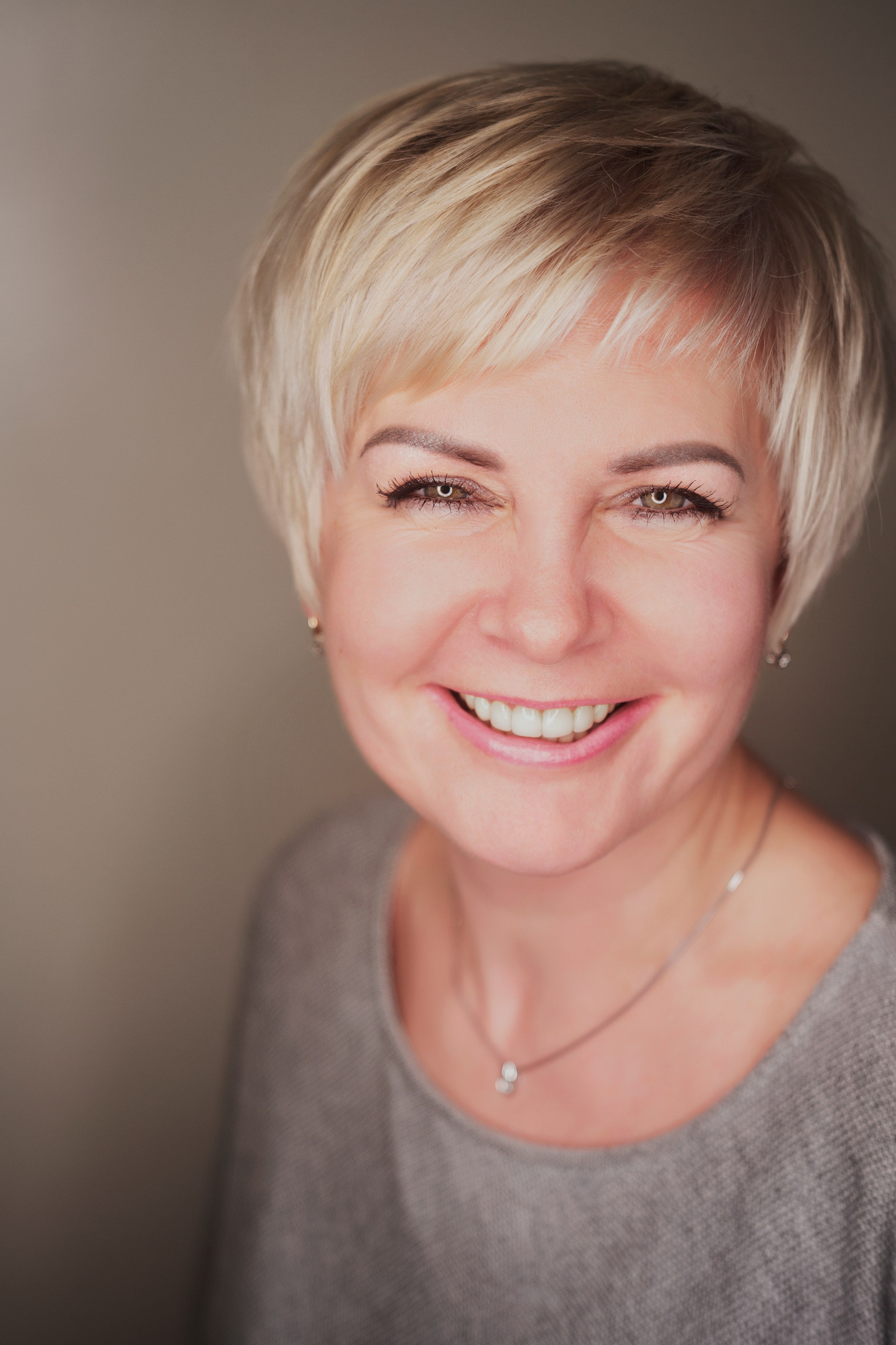 Блонд. Парикмахерский бутик МАРАФЕТ, г. Калининград