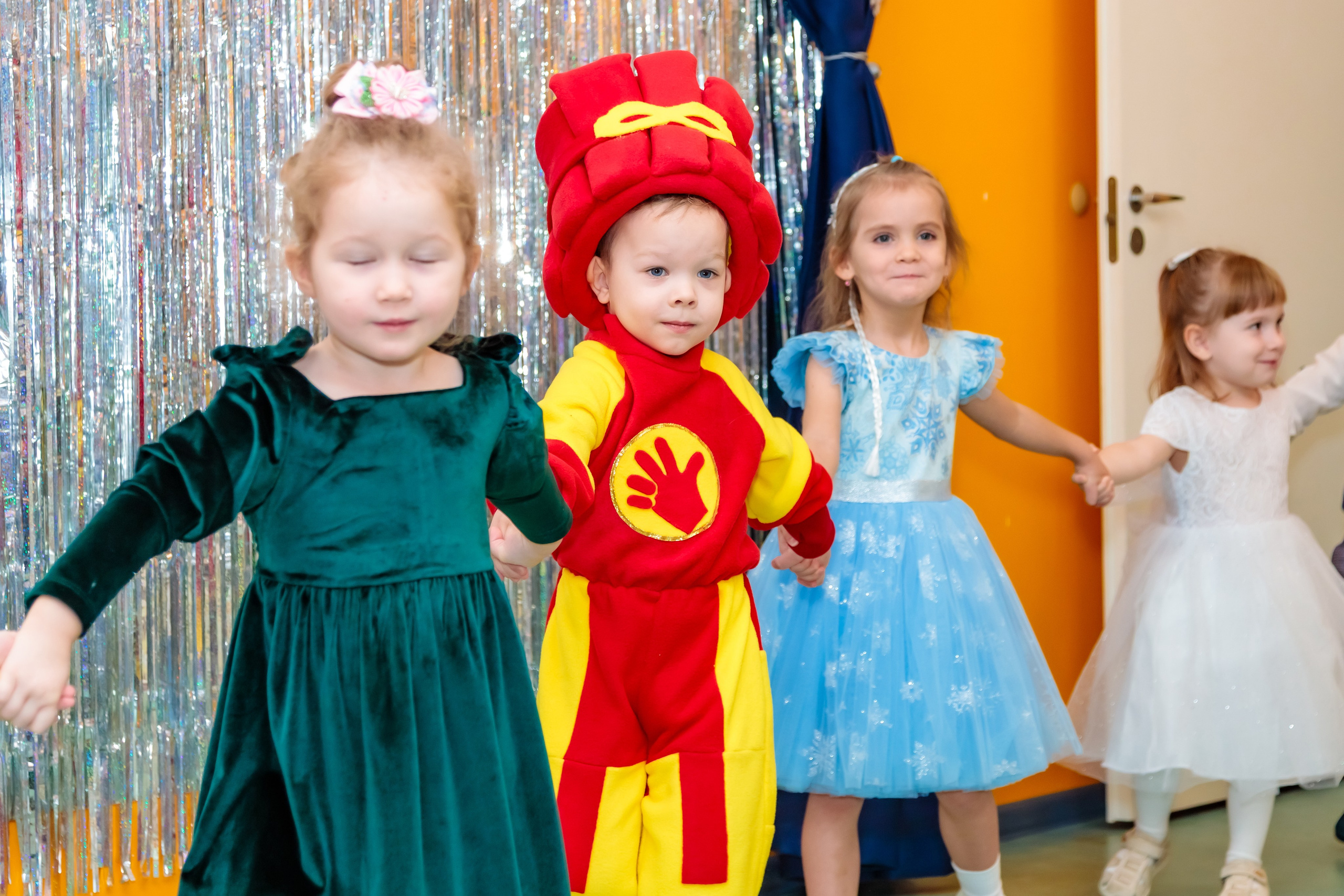 РЕПОРТАЖ ПРАЗДНИКА В ДЕТСКОМ САДУ. Фотограф Алина Лебедь