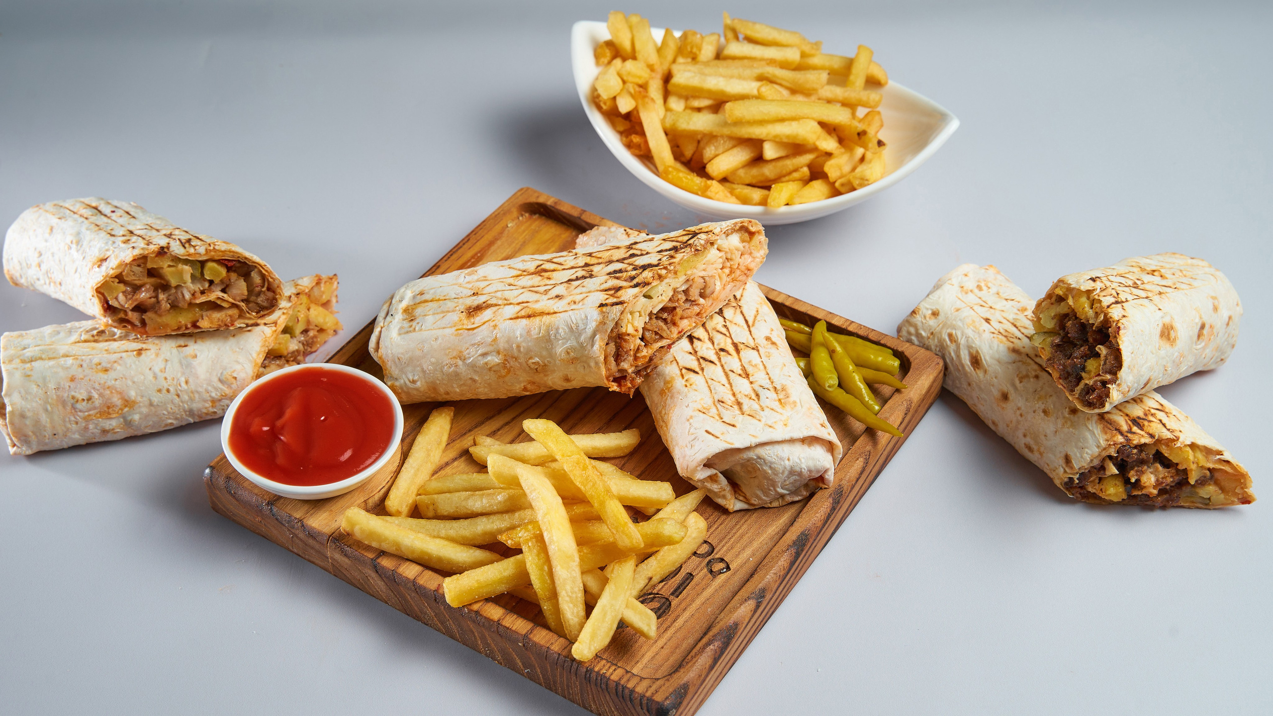 WOLT — ISA DONER. Фотограф в Уральске Александр Хохлачёв | HOHLACHEV.COM