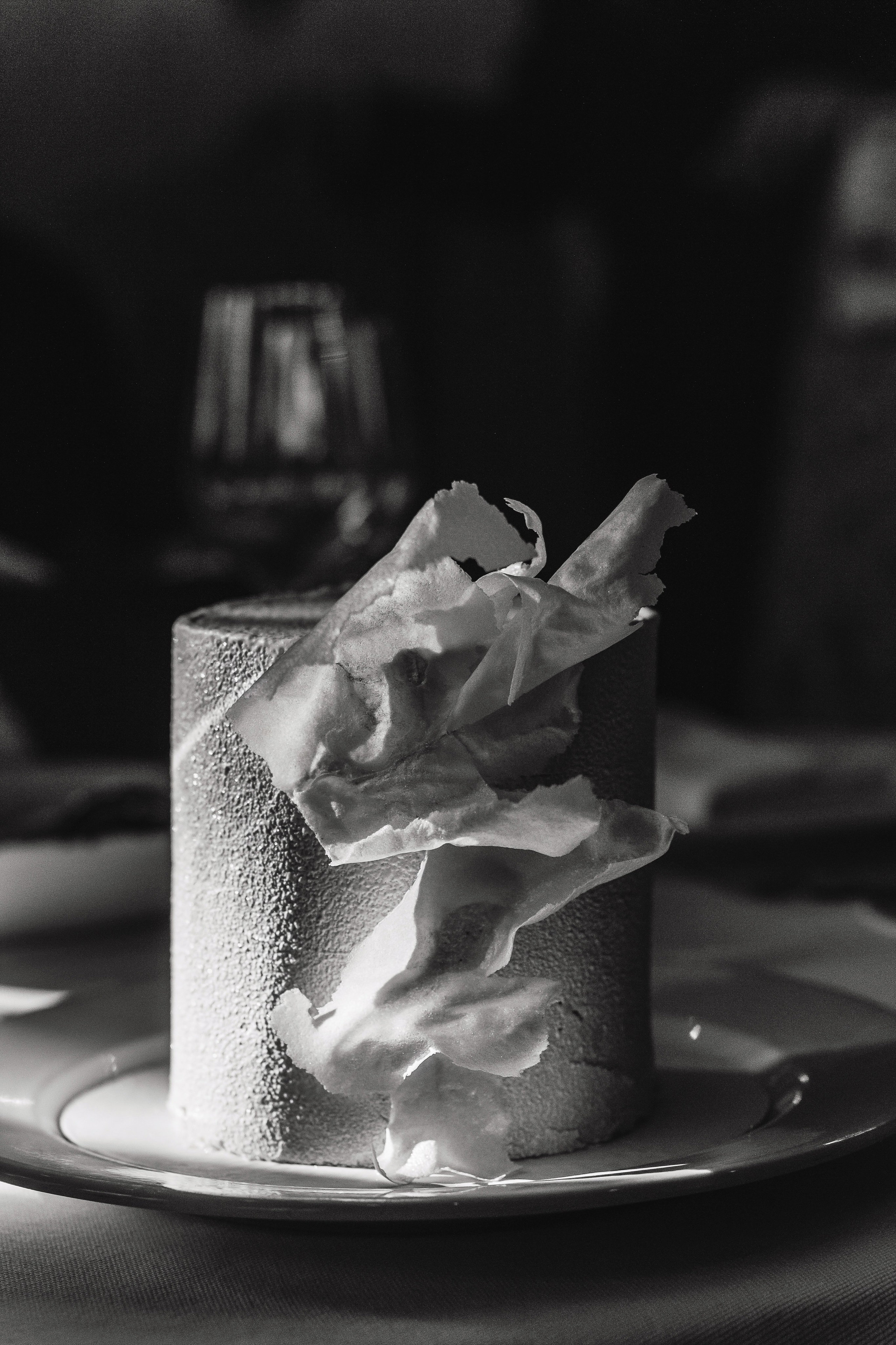 Свадебный торт на банкете. Фотограф на свадьбу в Москве.