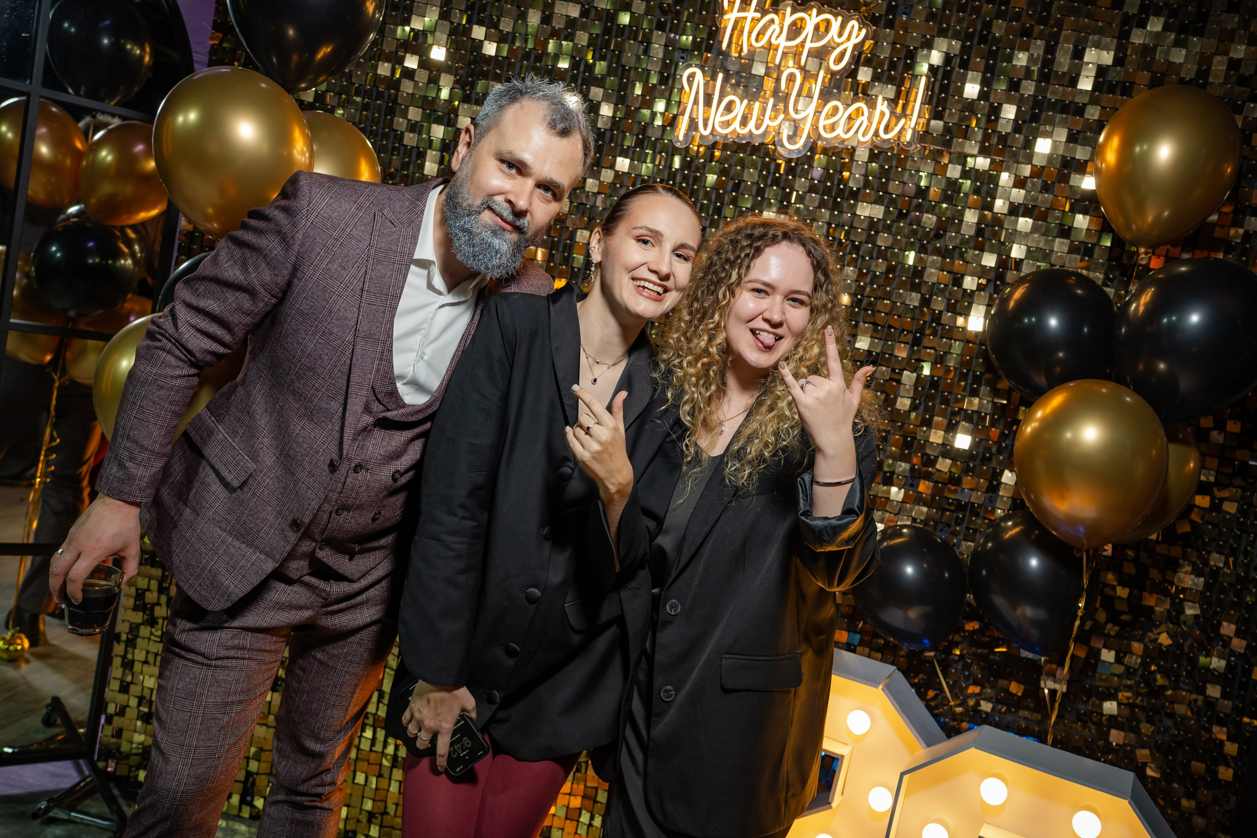 Корпоратив в Loft Memories Декабрь 2025. Фотограф Александр Вишняков