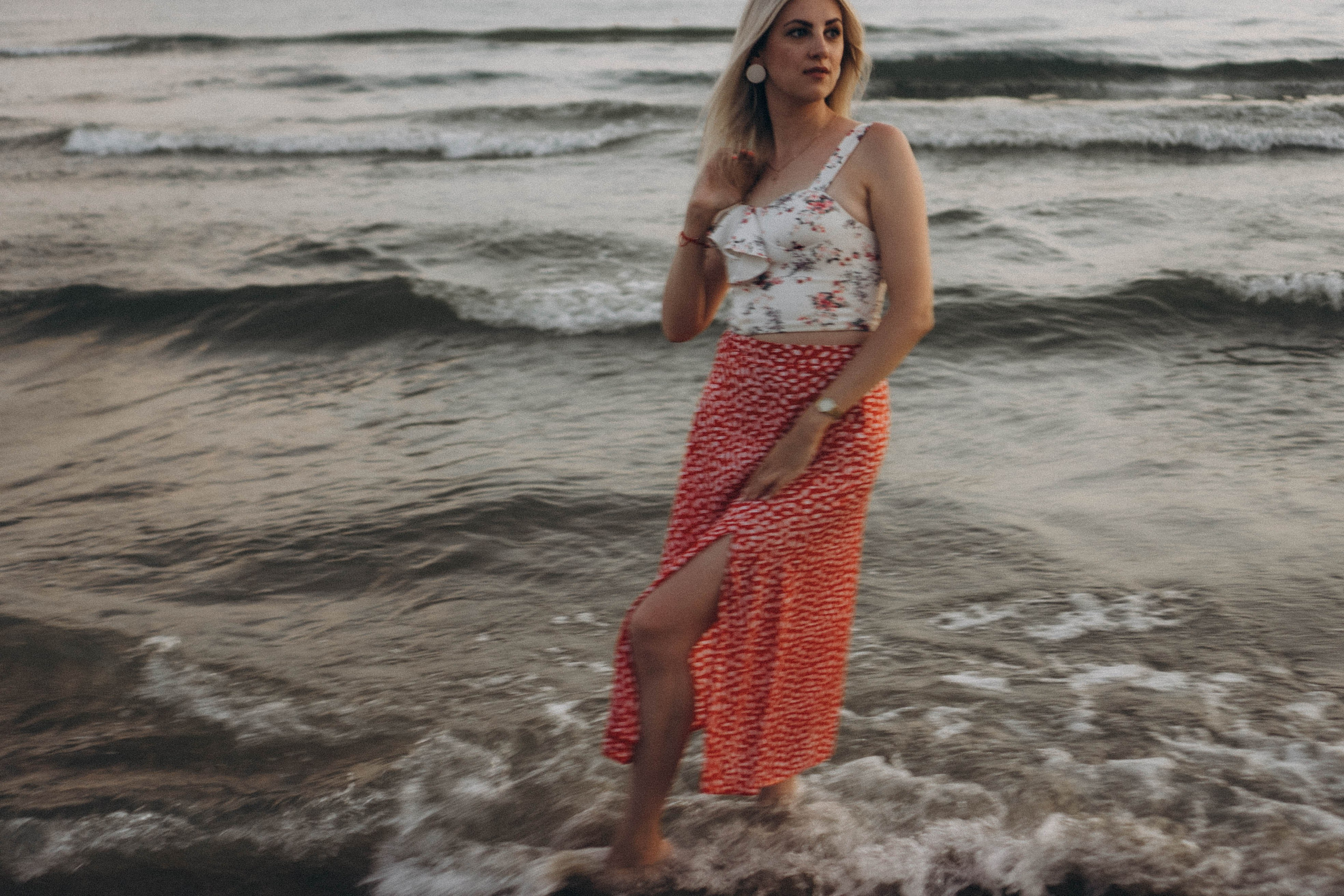 Июльский вечер на берегу черного моря. Профессиональный фотограф, Санкт-Петербург — Виктория Богомолова