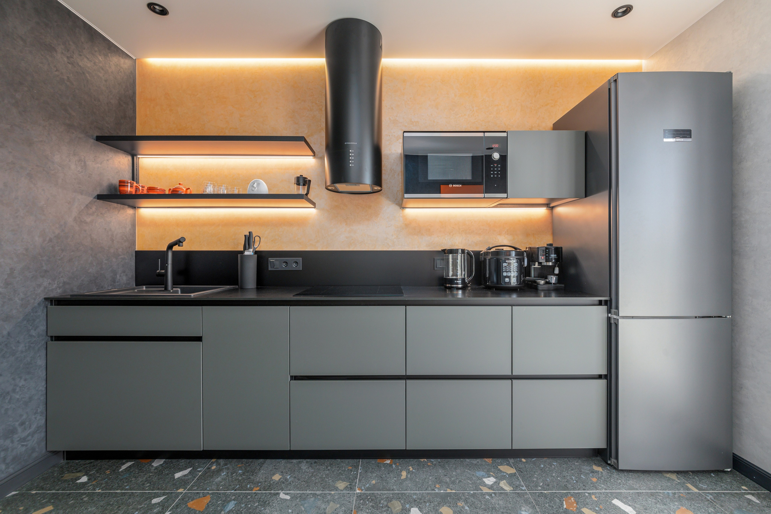 Однокомнатная квартира, Будапештская ул