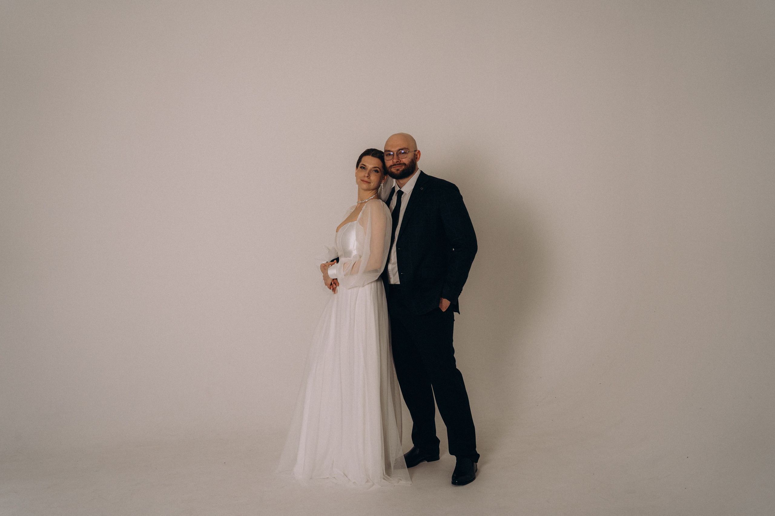 СВАДЕБНАЯ СЬЕМКА ВО ВТОРОМ ДВОРЦЕ (ДЕКАБРЬ) ТАКЖЕ СЬЕМКА В СТУДИИ НА ЧЕРНЫШЕВСКОЙ. Профессиональный фотограф, Санкт-Петербург — Виктория Богомолова