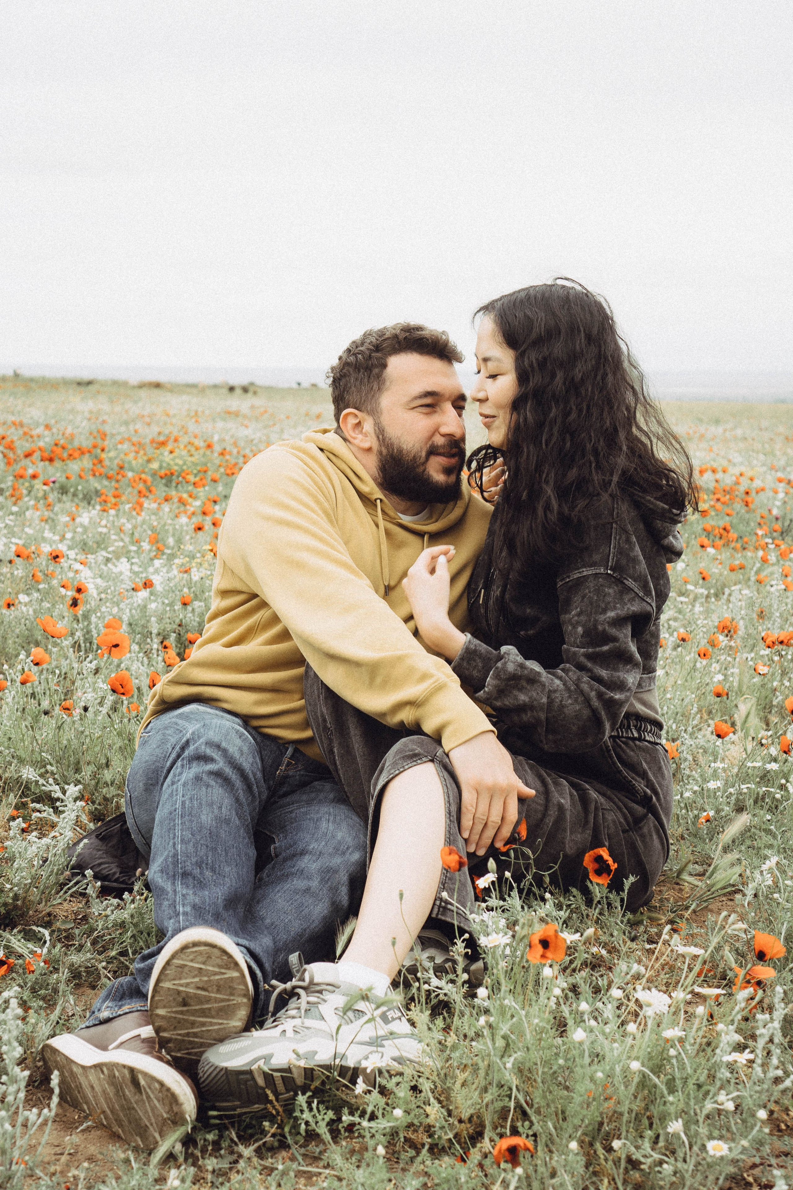 Любовь в маковом поле. Профессиональный фотограф, Санкт-Петербург — Виктория Богомолова