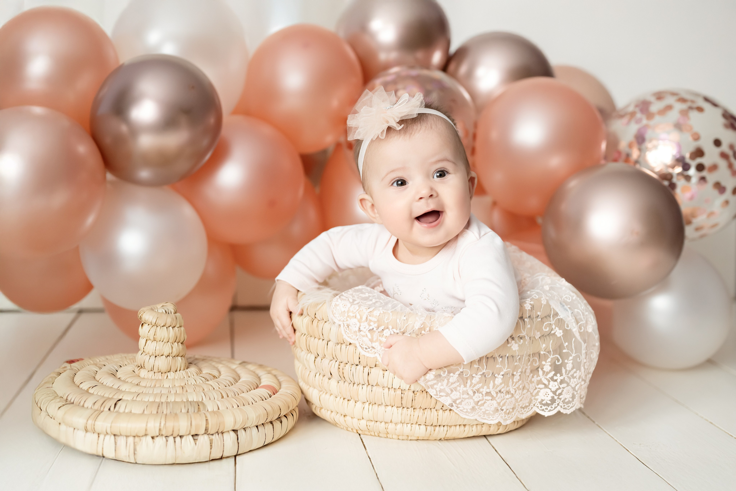 Съемка на 6 месяцев. Церковный фотограф на Таинство Крещения и Венчания в Оренбурге и Оренбургской области Екатерина Белкина