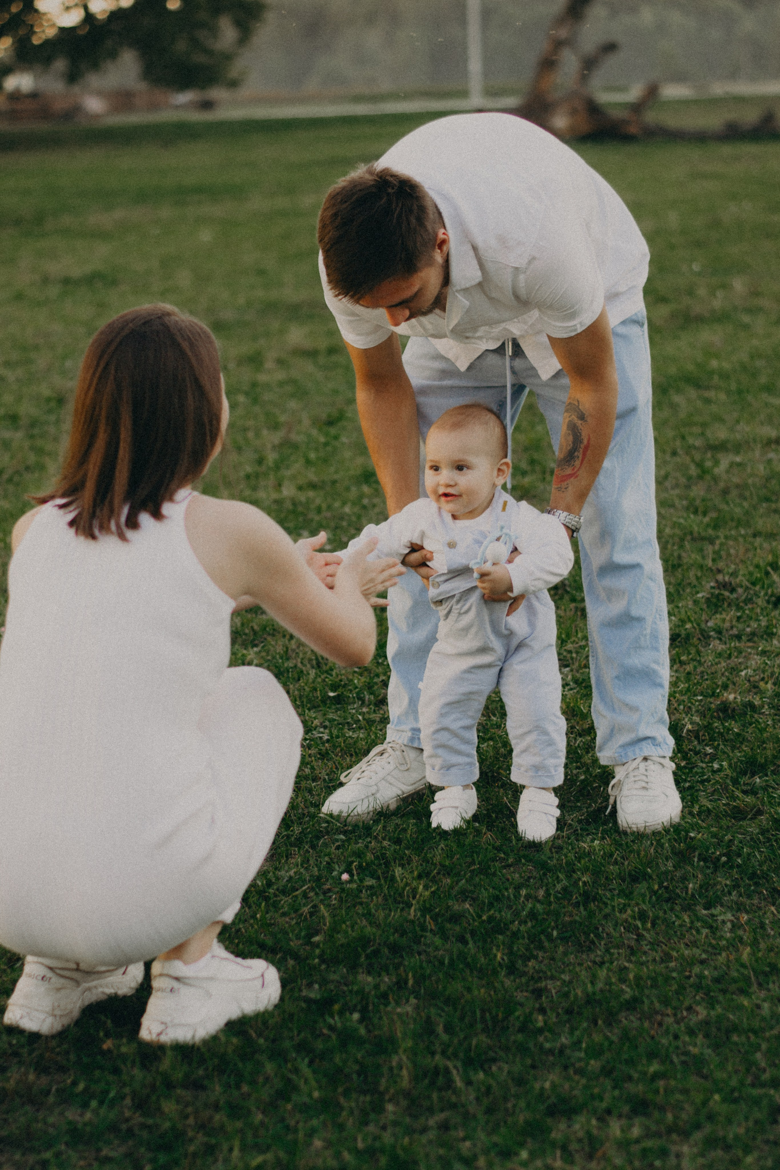 Семья с малышом на природе. Женский и семейный фотограф в Казани Гульназ Гизетдинова