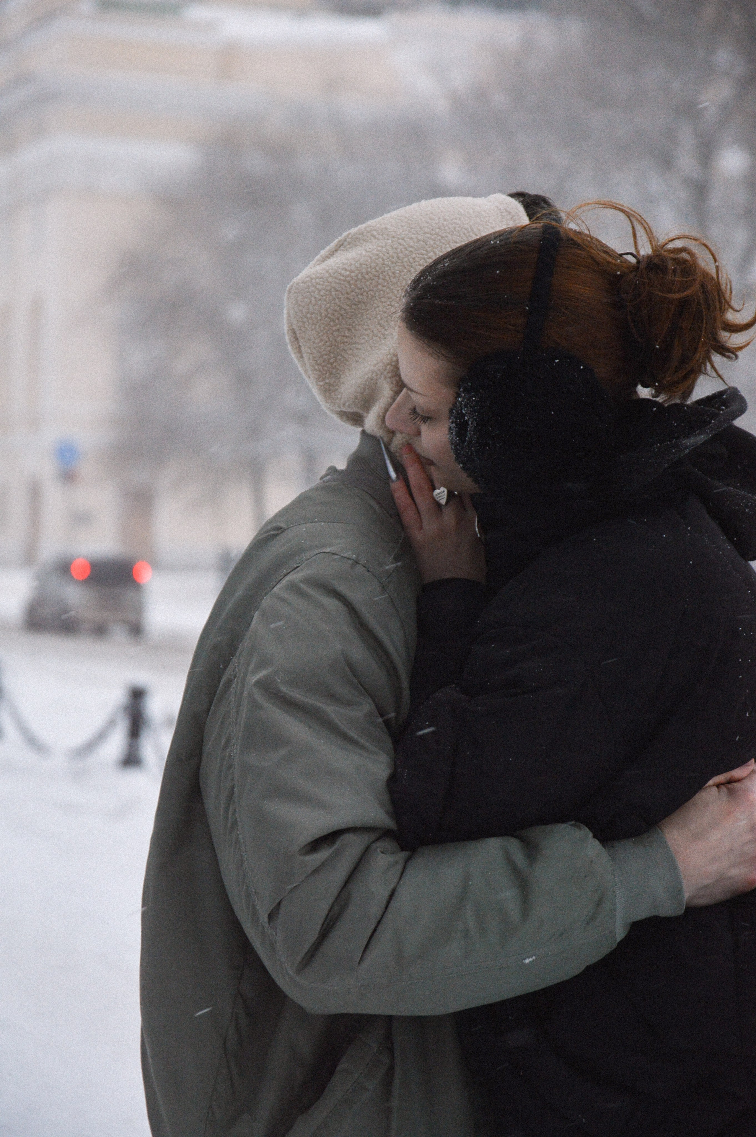Под снегом. Питерский фотограф