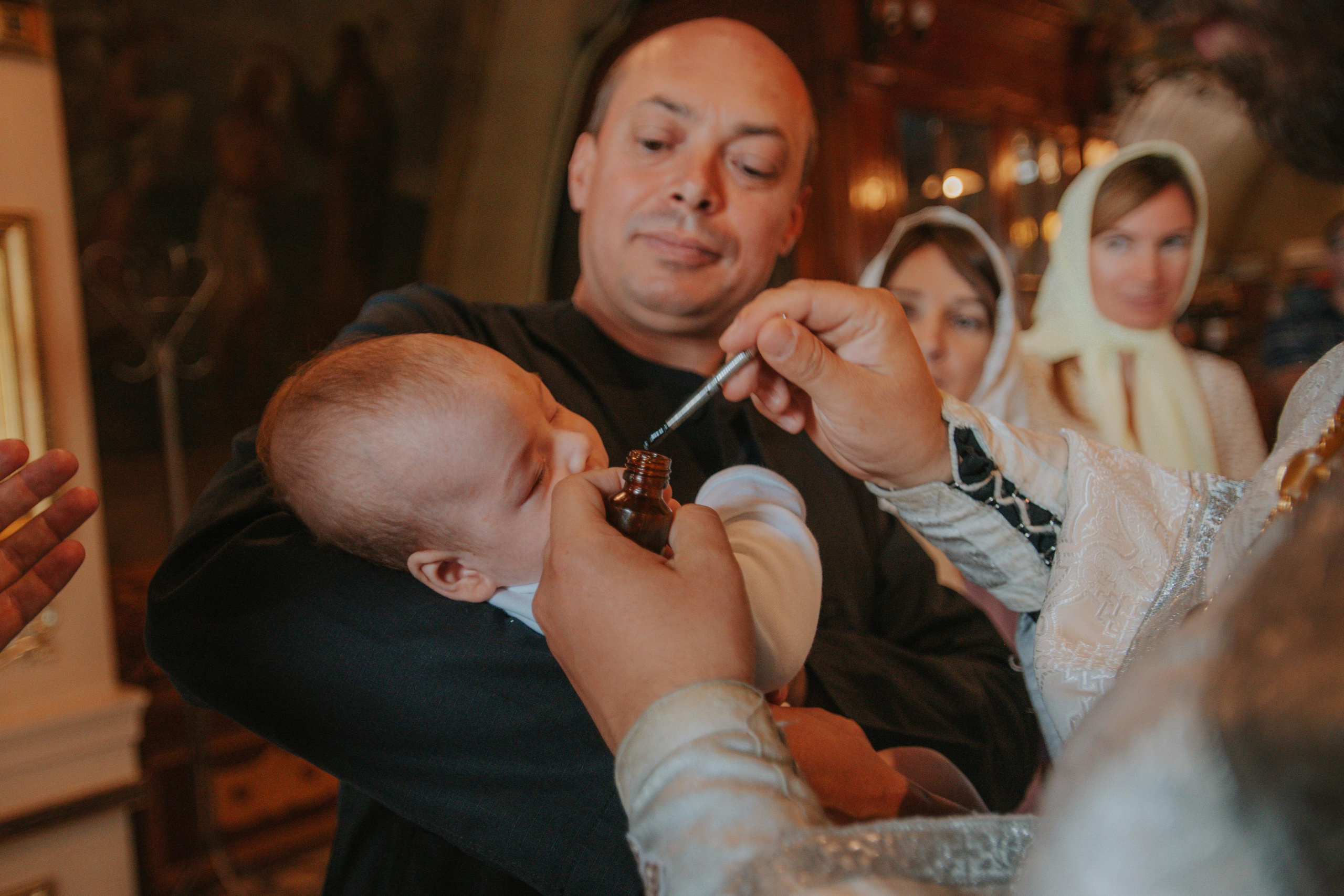 Крещение Романа. Фотограф Алла Елисеева