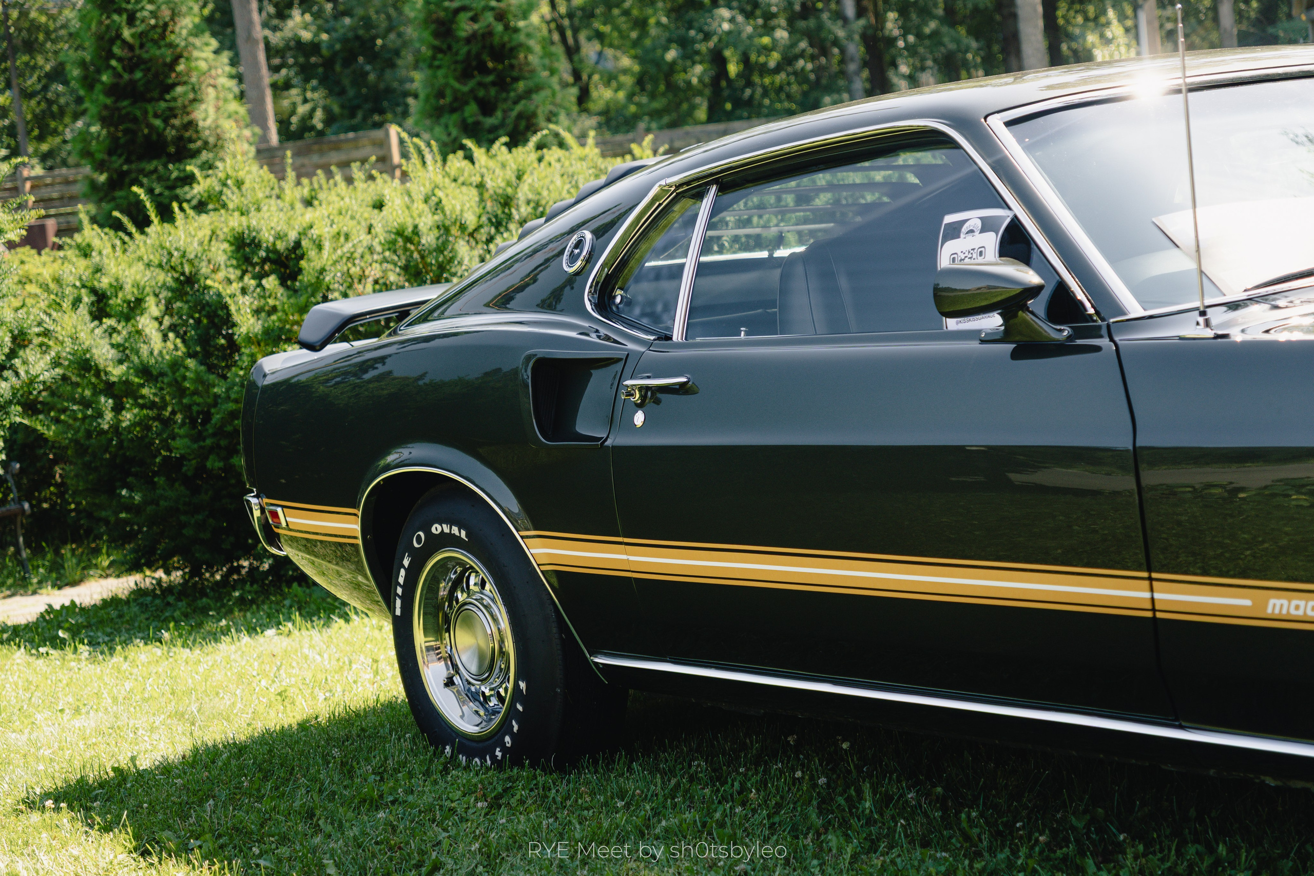 Масштабный летний фестиваль RYE Meet — встреча клуба любителей автомобилей старше 25-лет. Автомобильный фотограф Антон Цырулев