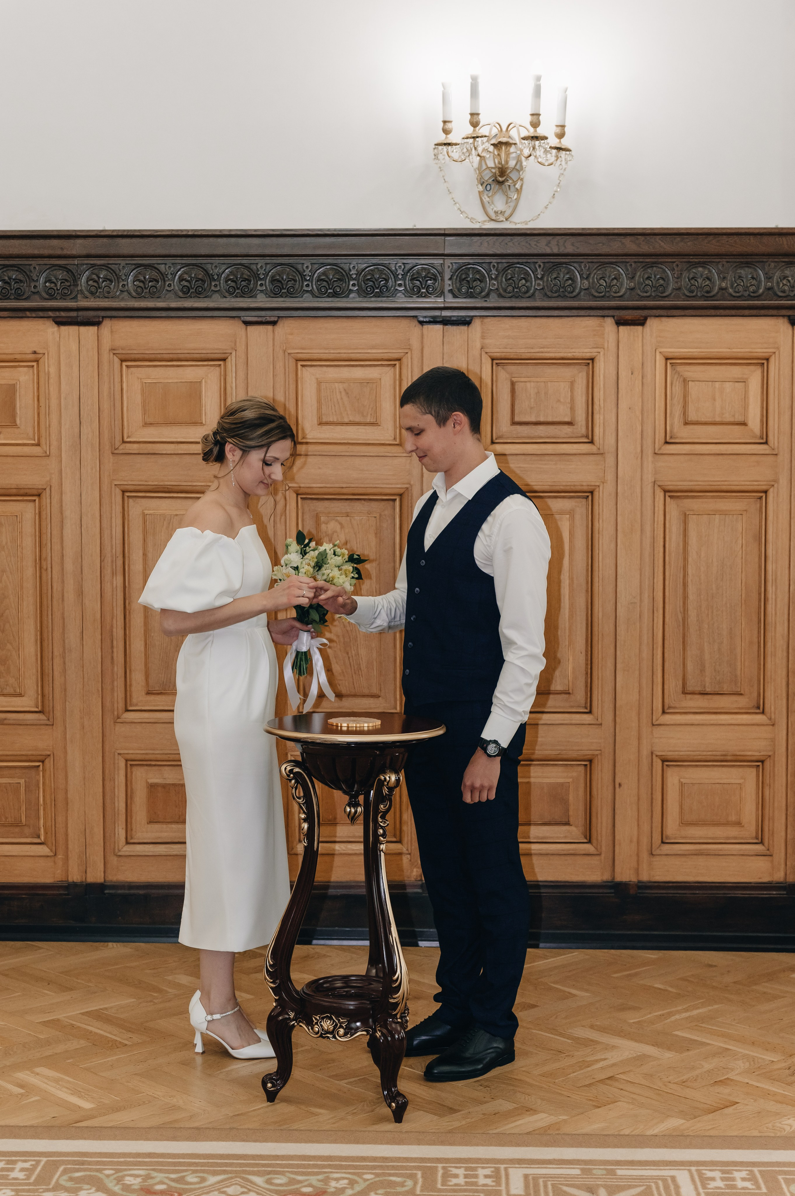 Свадебная фотосессия в Грибоедовском ЗАГСе. Портретный фотограф Москва Светлана Кашура