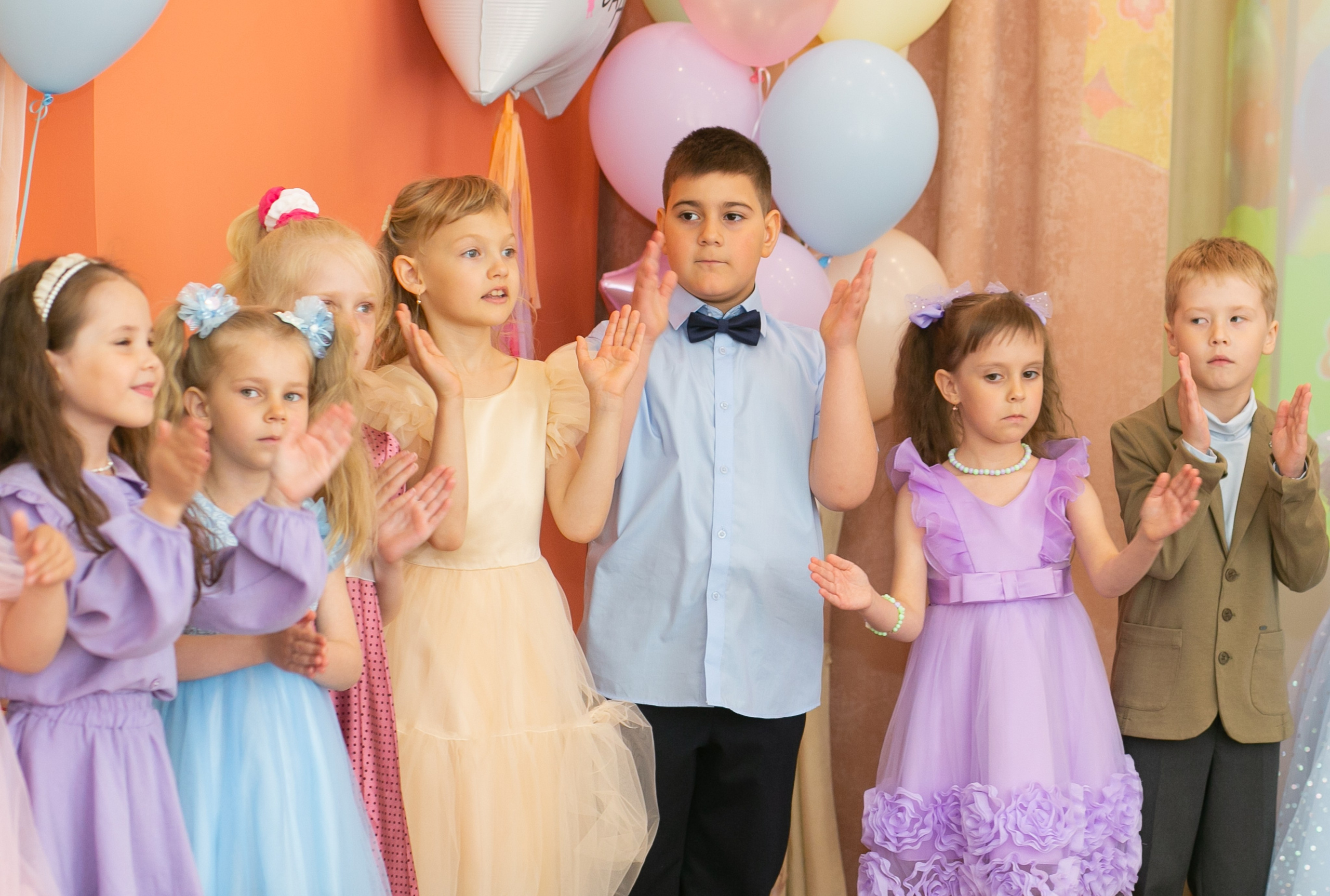 Выпускные и Утренники. Фотограф новорожденных и семейный фотограф НСО г. Бердск Марина Львова