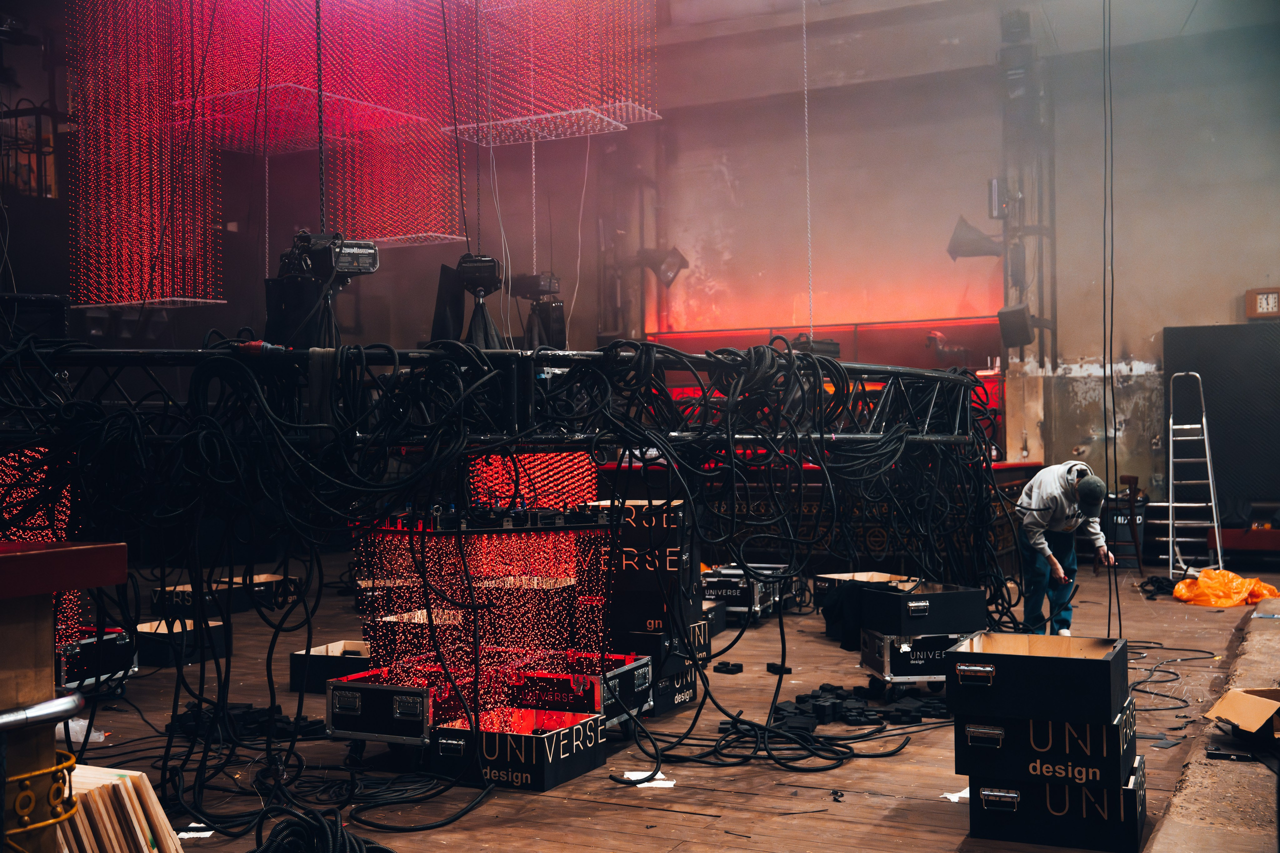 Ø Backstage, SILA SVETA. @tomrus: Рустам Шагиморданов — фотограф