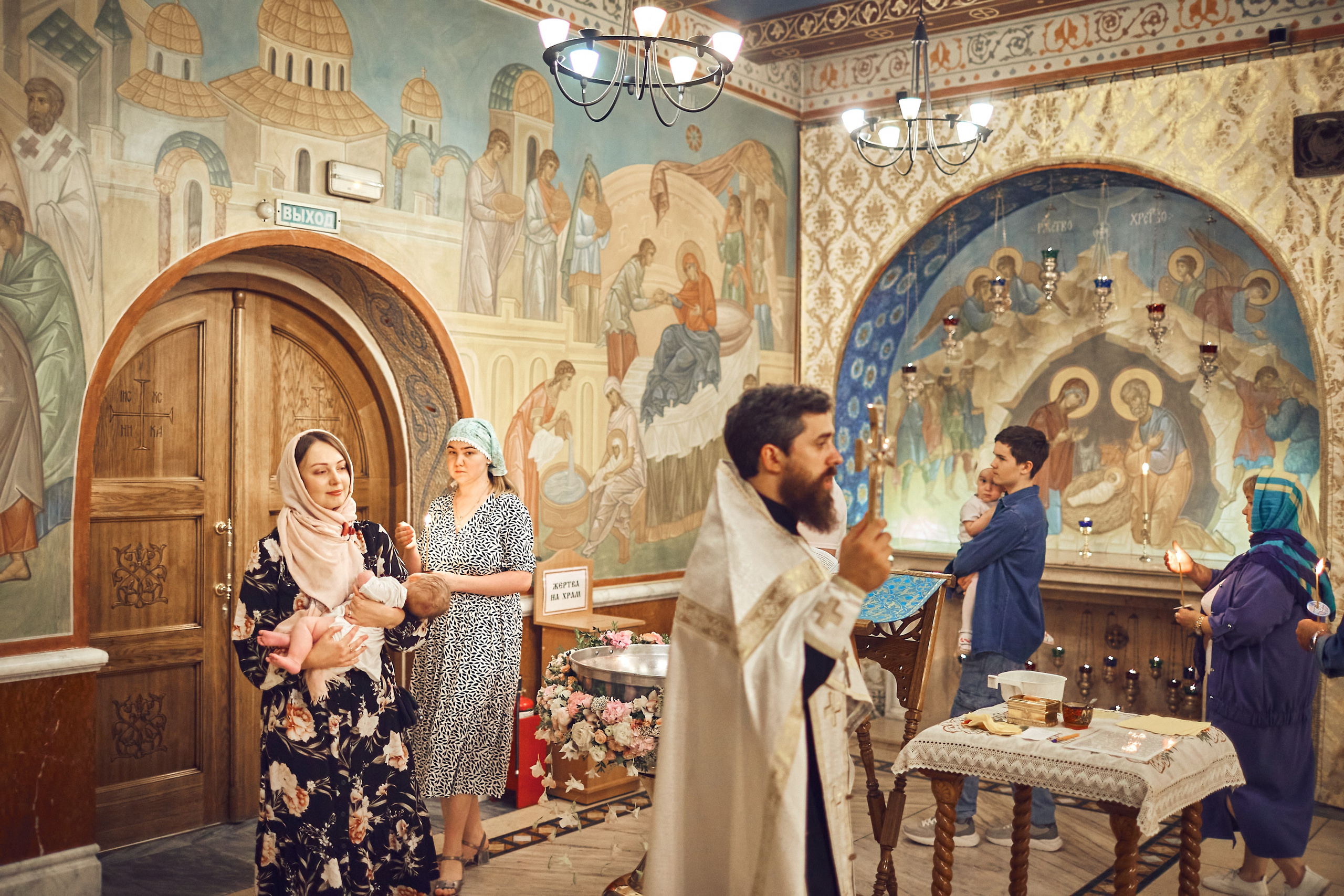Таинство Крещения. Фотограф Москва|Ясенево Яна Новокрещенных