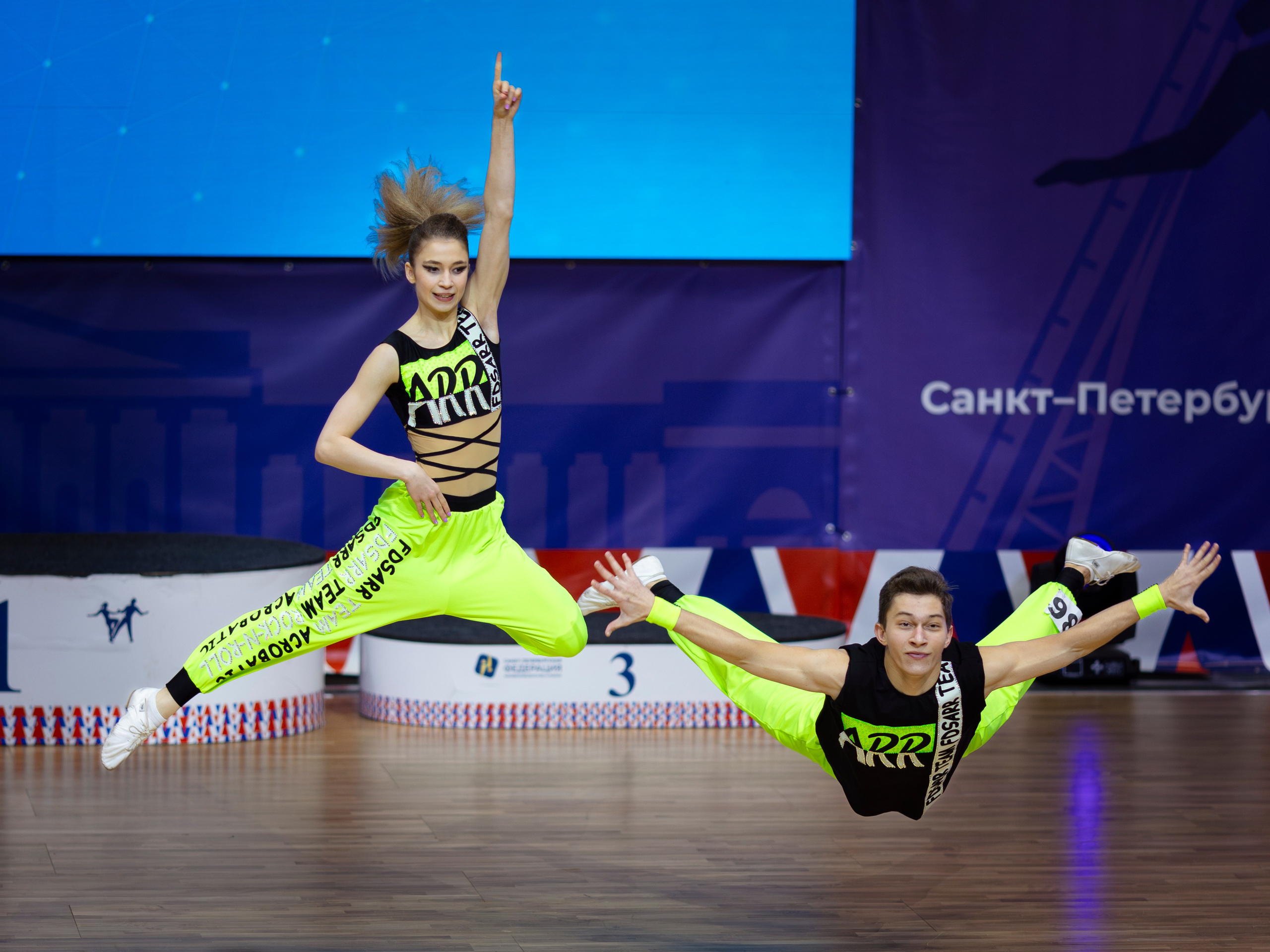 Акробатический рок-н-ролл. Спортивный фотограф Виктория Адамова