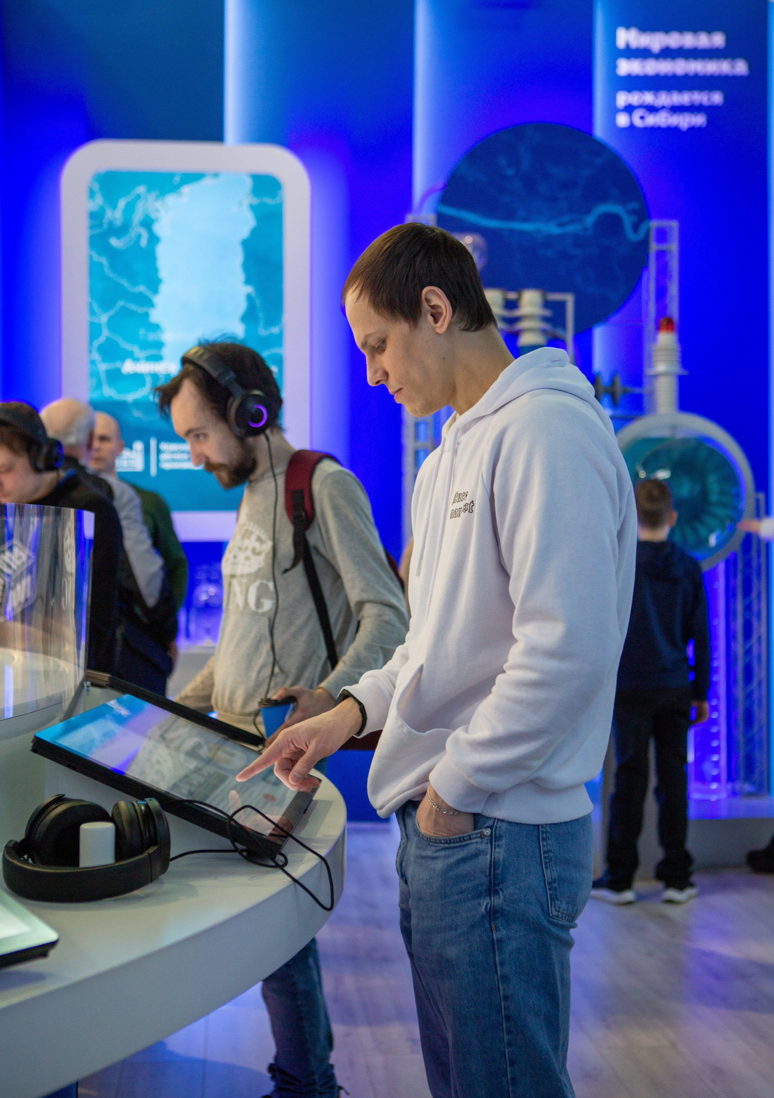 Игорь. Портретная фотосъемка на форуме Россия. Репортажный, семейный, свадебный, портретный фотограф