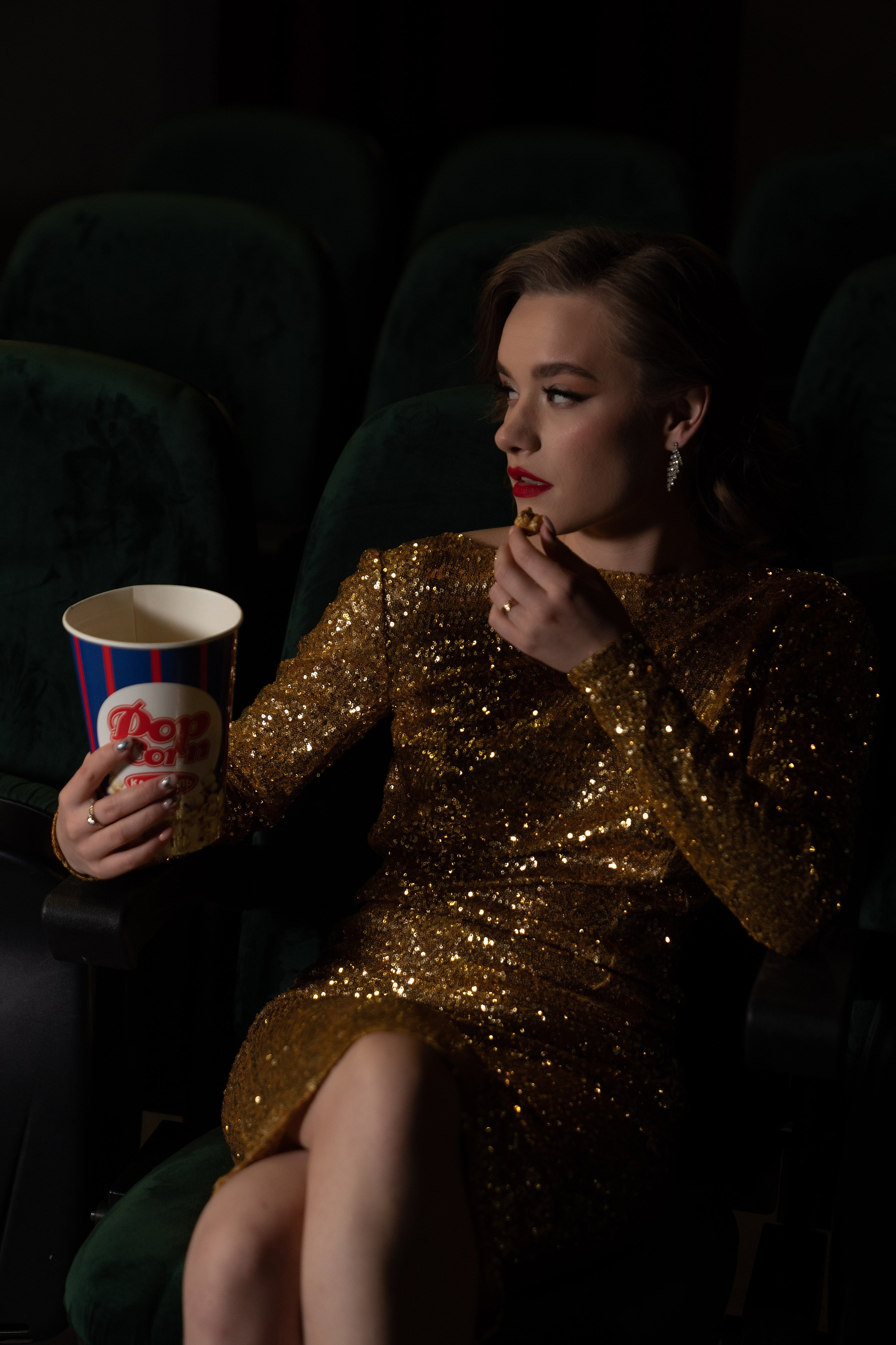 20 сезон 1 серия. Оля Киселева фотограф в Выксе