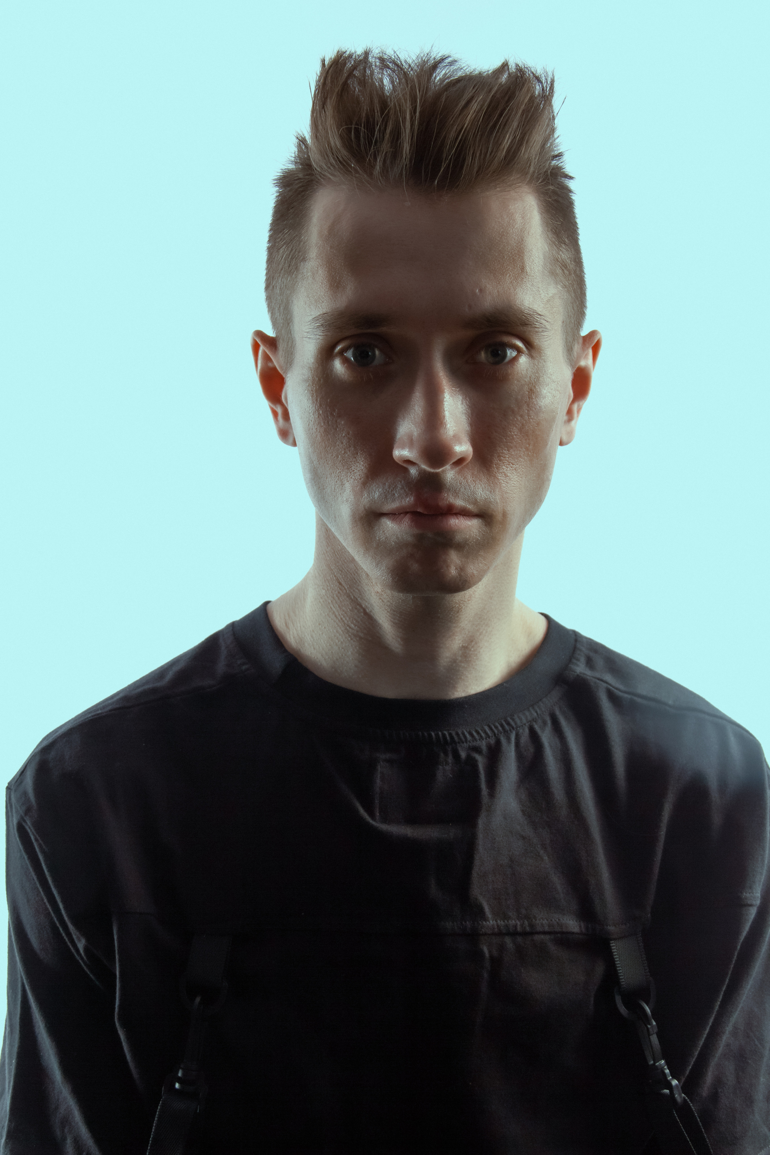 Володя. Главная