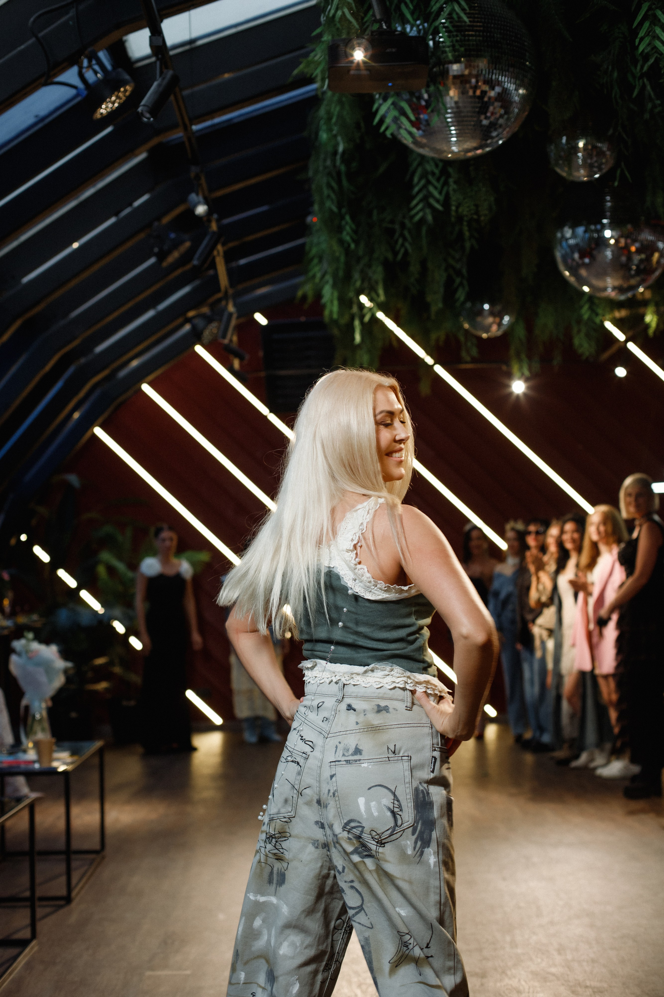 QUEEN KHV [12 ЛЕТ]. СВОИ. ФОТООТЧЕТЫ-СОБЫТИЯ-МЕСТА